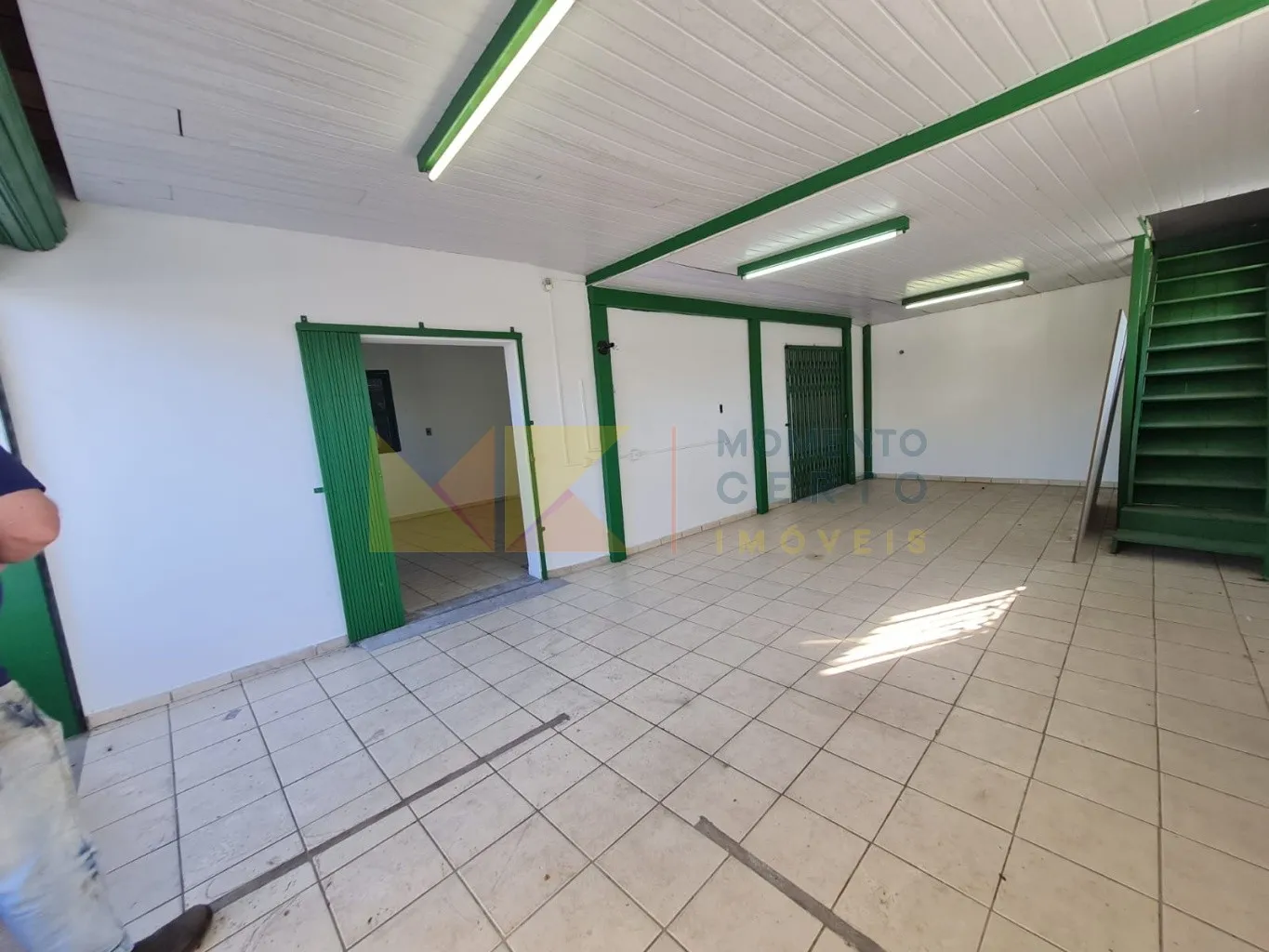 Sala comercial na Rua 2 de setembro para locação — foto 4