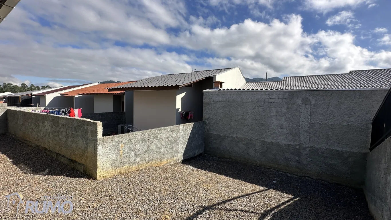 Casa com 02 dormitórios e garagem coberta no loteamento Caminho das Areias! — foto 5