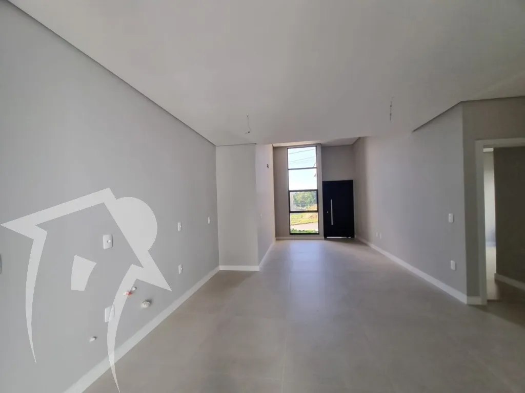 Casa de Alto Padrão em Estilo Americano Localização Privilegiada em Indaial — foto 3