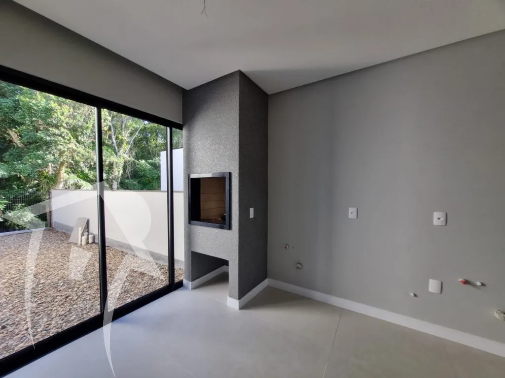 Casa de Alto Padrão em Estilo Americano Localização Privilegiada em Indaial — foto 4