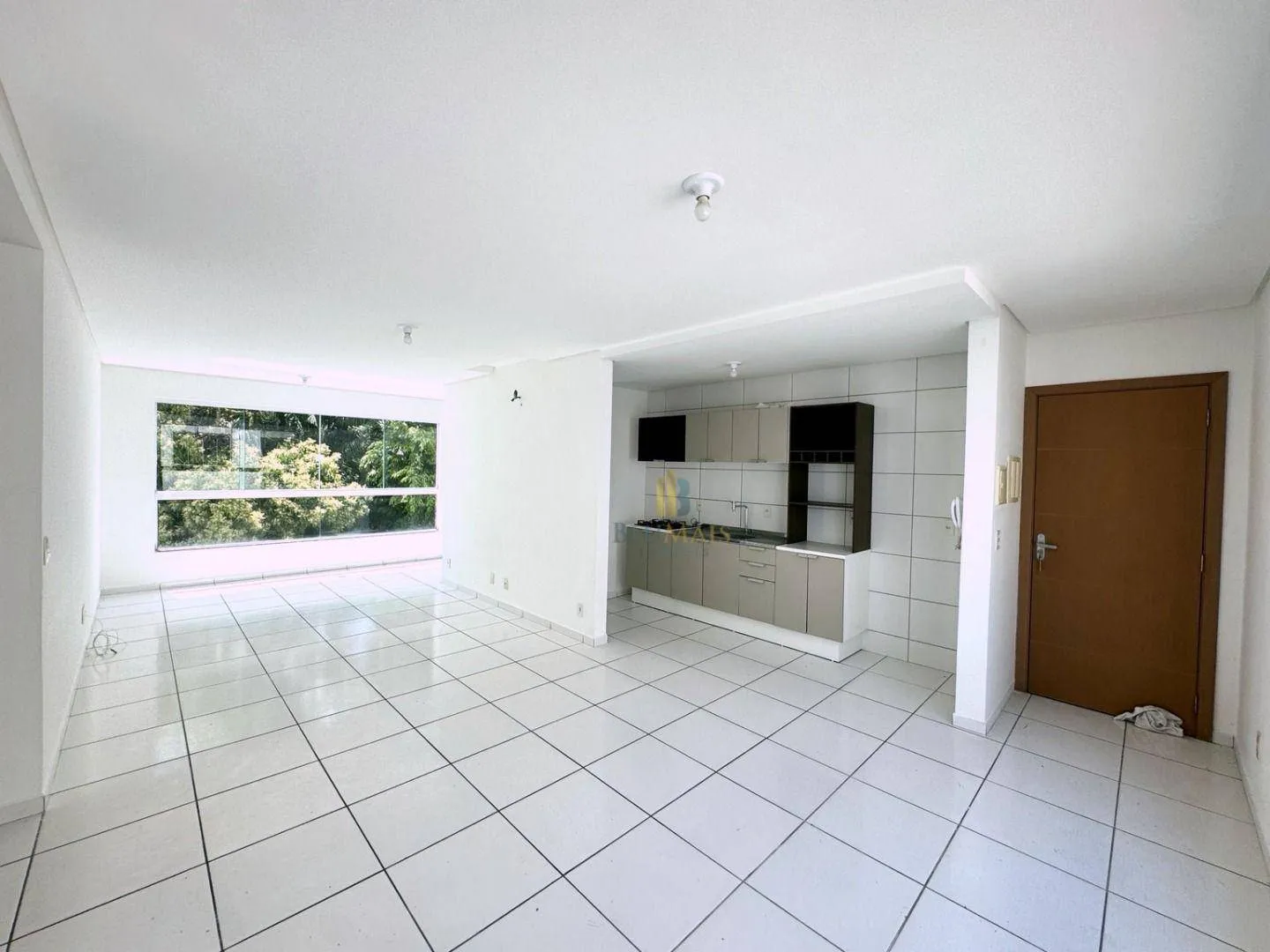 Apartamento com 3 dormitórios à venda, 87 m por R$ 380.000,00 - Escola Agrícola - Blumenau/SC - foto 1