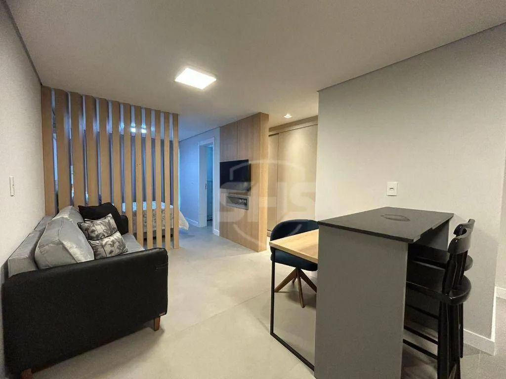 Apartamento com 1 dormitório para alugar, 37 m por R$ 3.318,00/mês - Centro (Blumenau) - Blumenau/SC - foto 1