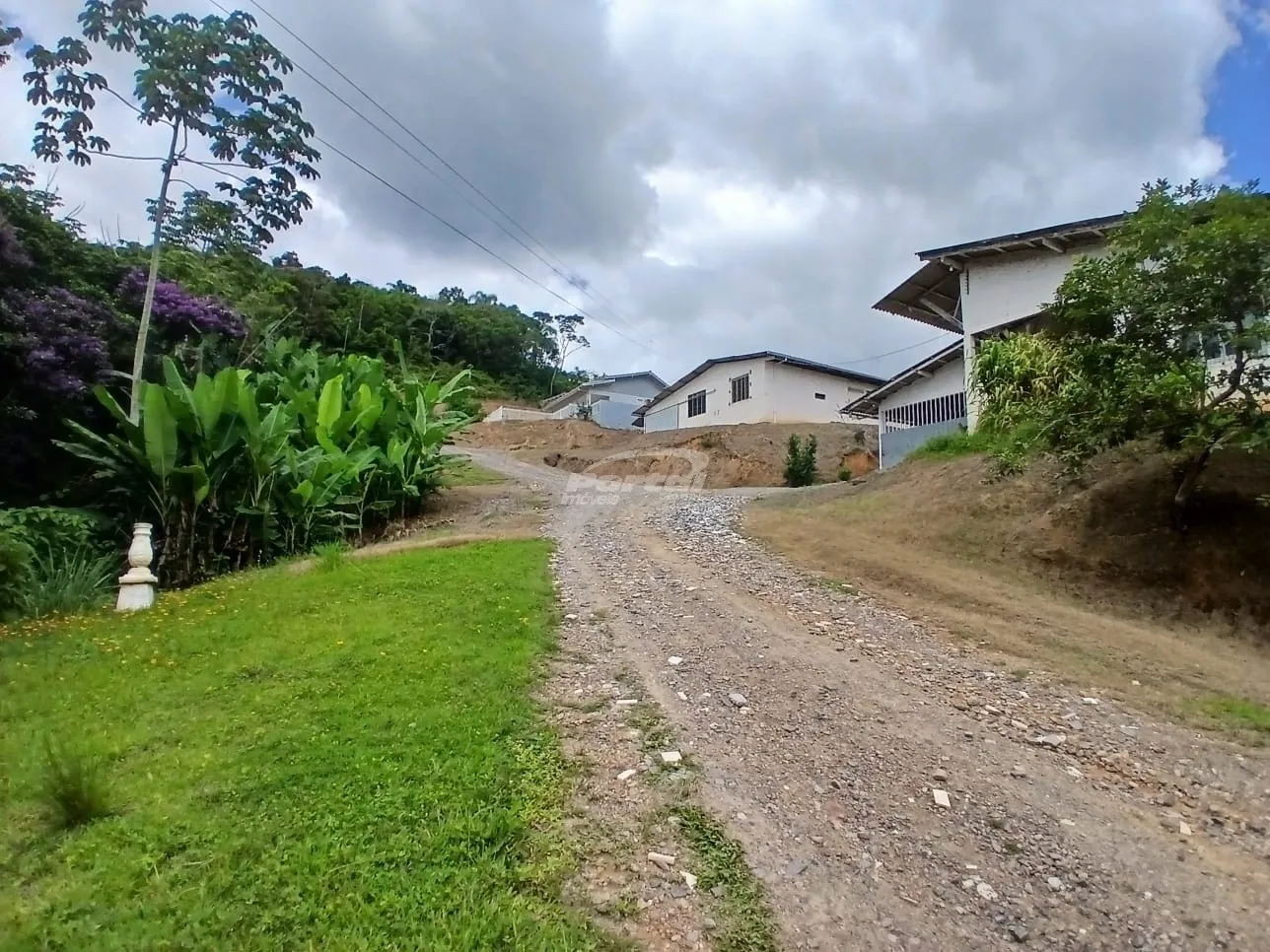 Galpão disponível para locação no bairro Ponta Aguda - Blumenau - foto 1