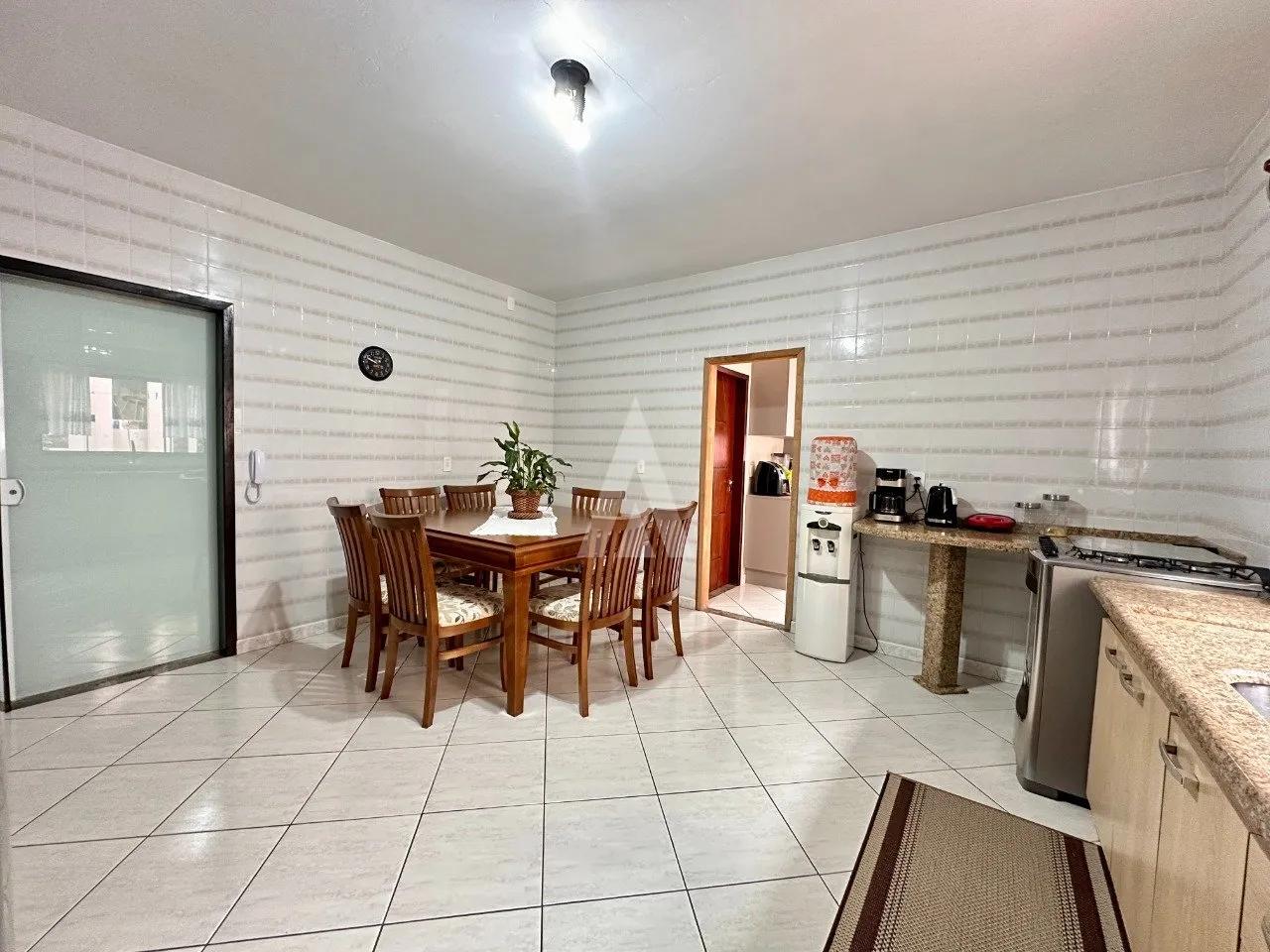 Casa com 1 suíte e 2 quartos à venda no bairro Nova Brasília em Joinville-SC por R$645.000,00. — foto 7