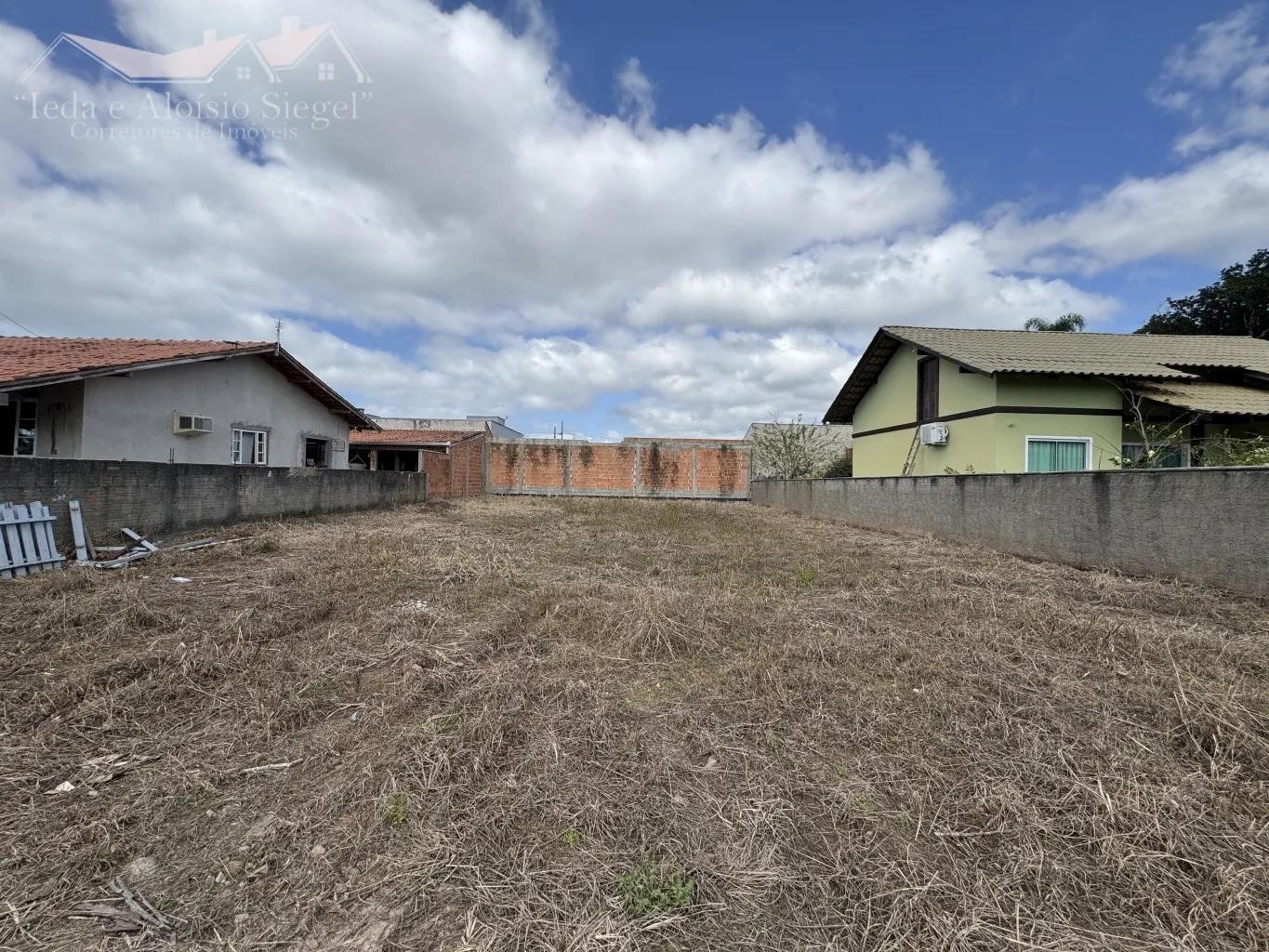 Terreno no Bairro Praia do Ervino em São Francisco do Sul/SC Ref. 1603 - foto 1