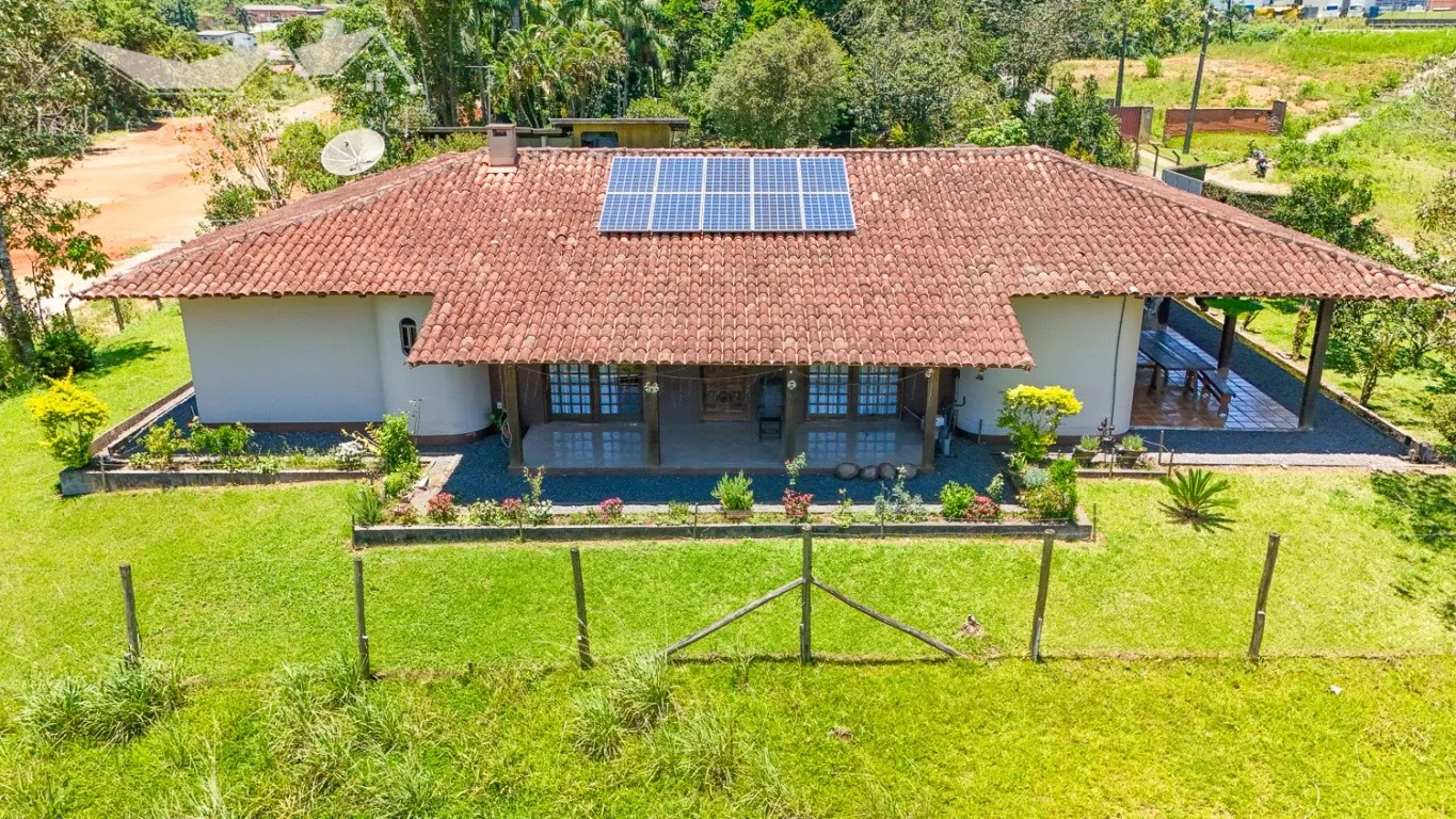 Terreno com Alto Potencial Construtivo + Casa no Bairro Salto Weissbach - Blumenau/SC Ref. 1605 - foto 1