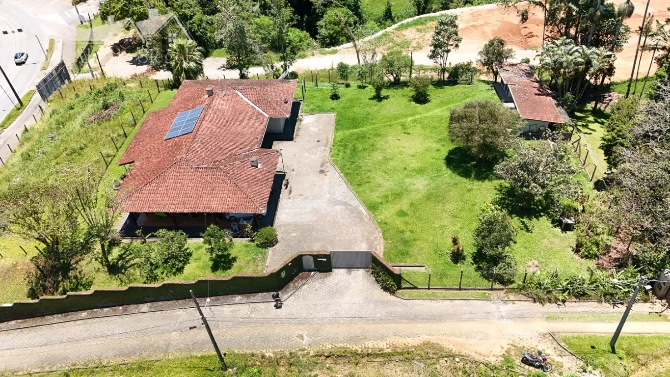 Terreno com Alto Potencial Construtivo + Casa no Bairro Salto Weissbach - Blumenau/SC Ref. 1605 — foto 6