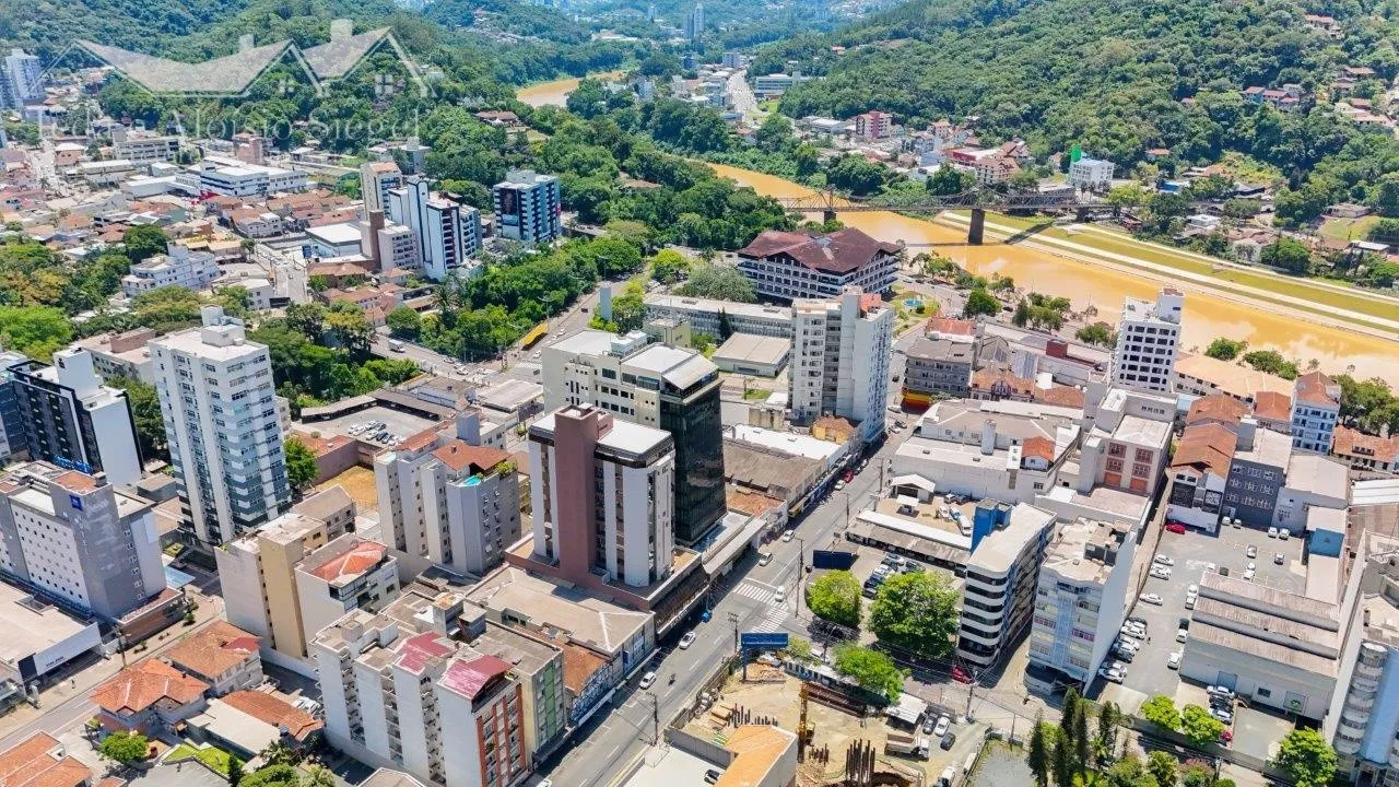 Salas Comerciais à Venda no Bairro Centro de Blumenau/SC Ref. 1629 — foto 2