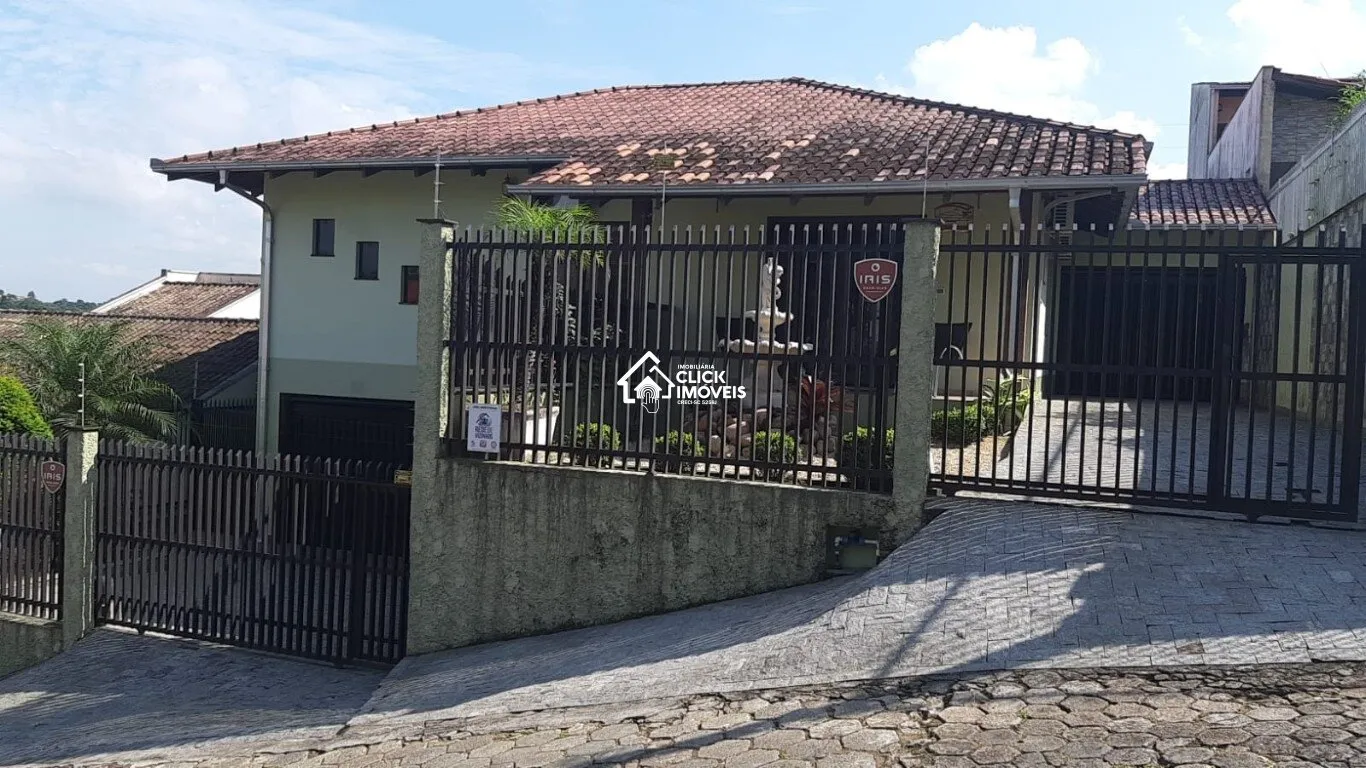 Casa com 4 dormitórios à venda no bairro Itoupava Norte em Blumenau/SC — foto 2
