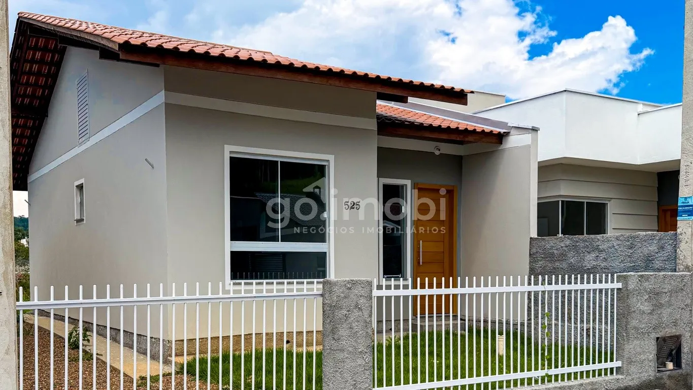 Casa de 2 quartos com fundos para uma área bonita de se ver! - foto 1