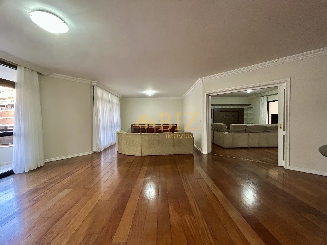 Apartamento com 4 suítes + escritório, na região da Alameda, e 321m privativos! — foto 3