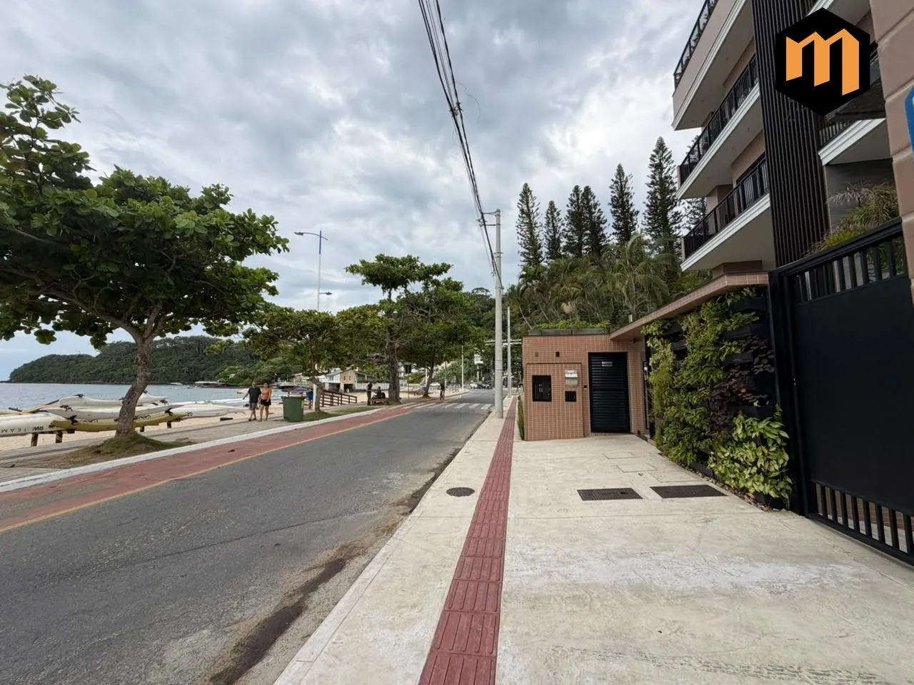 Apartamento à venda com 3 quartos e 3 suítes, 2 vagas, 119m² na Rua Juvêncio Tavares do Amaral no Cabeçudas, Itajaí — foto 4