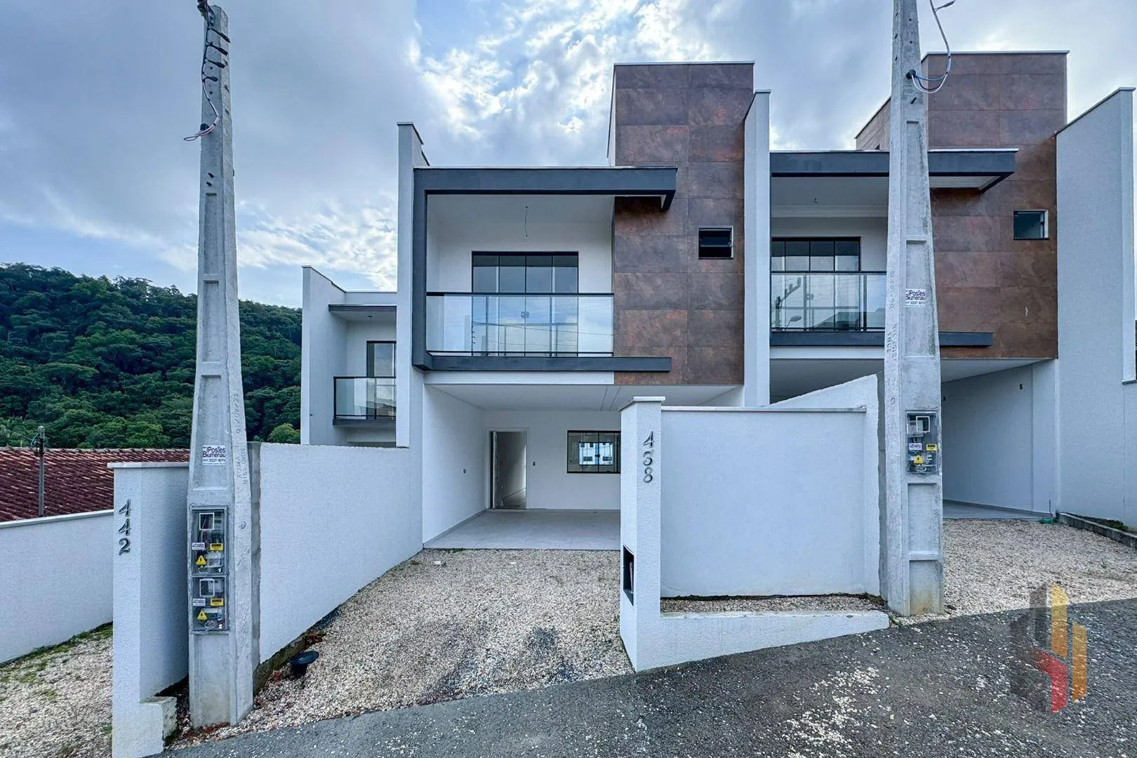 Casa com 3 dormitórios à venda, 190 m por R$ 940.000 - Água Verde - Blumenau/SC — foto 2