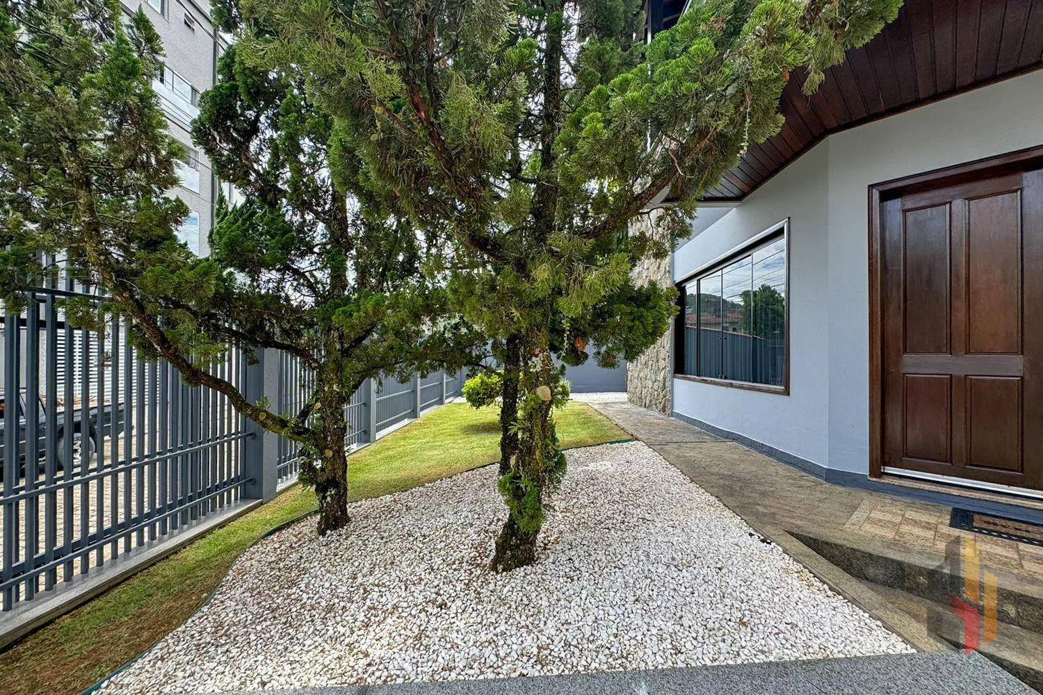 Casa com 3 dormitórios à venda, 300 m por R$ 1.490.000,00 - Vorstadt - Blumenau/SC — foto 2