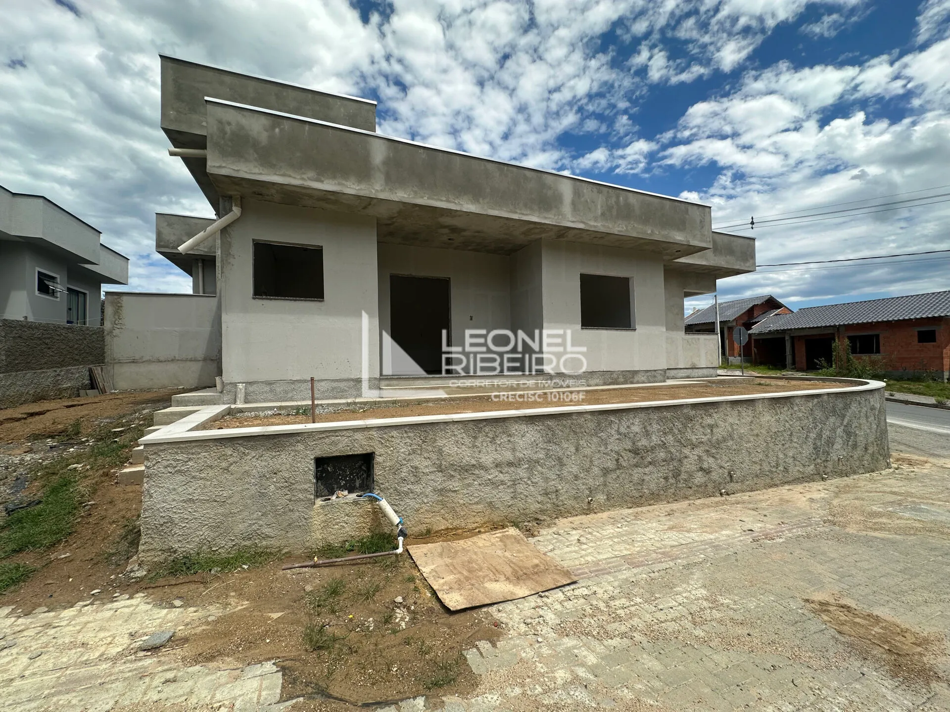 Casa com 2 dormitórios, 70,82 m à venda no bairro Araponguinhas em Timbó - SC - foto 1