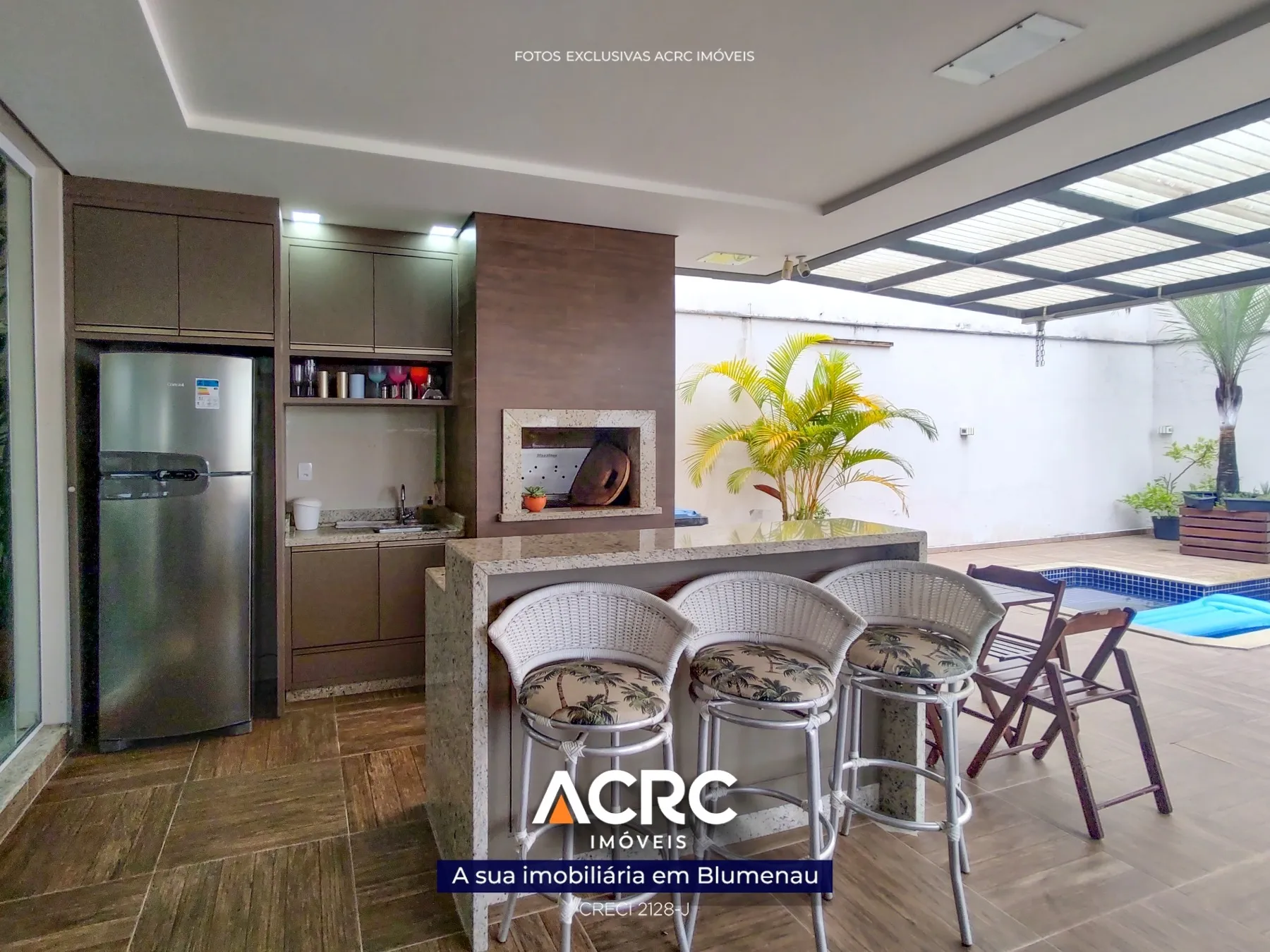 ACRC imóveis - CA03706 - Casa com piscina em condomínio fechado para Locação no Bairro Itoupava Central em Blumenau — foto 2