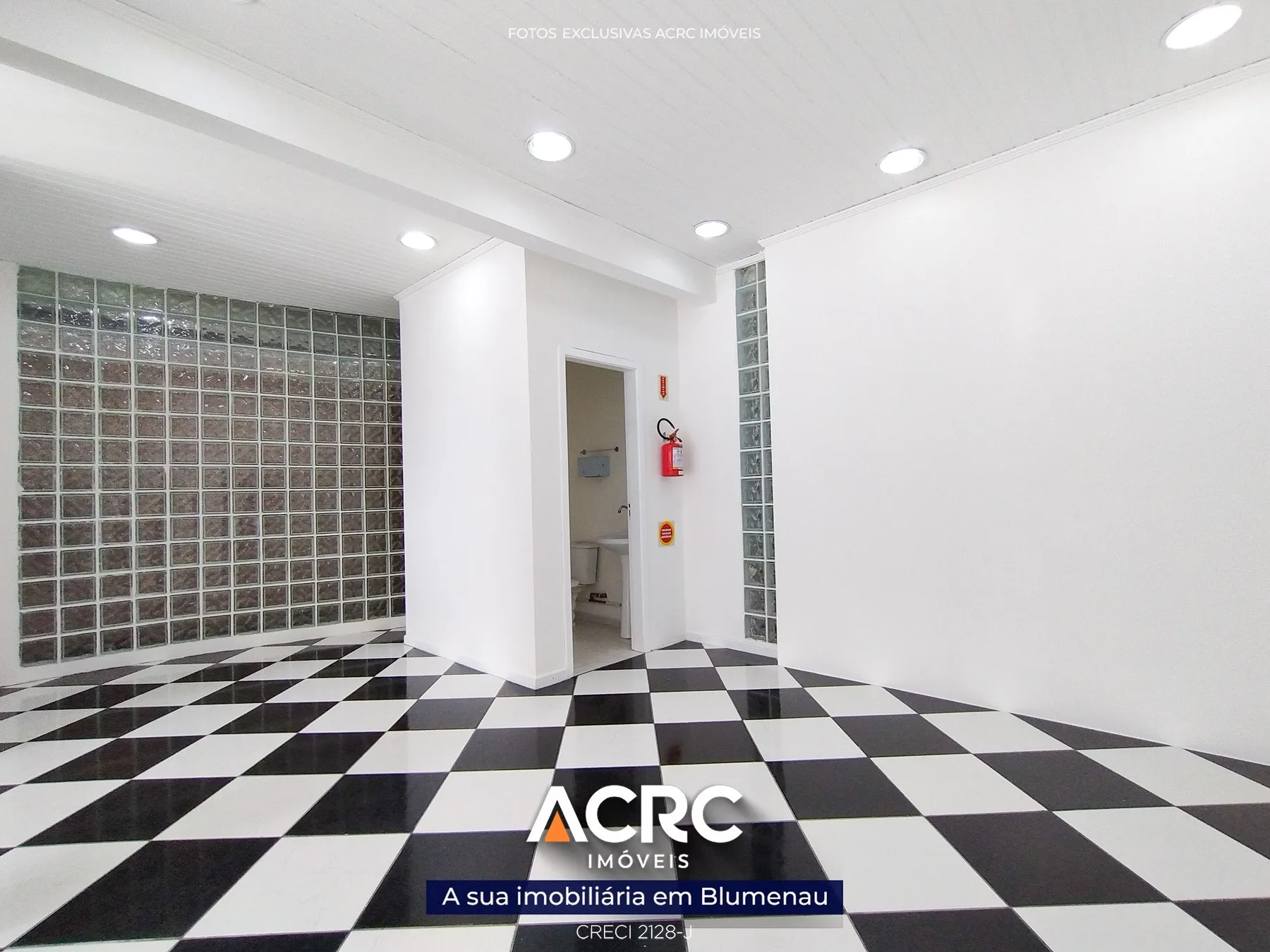 ACRC Imóveis - LJ00525 - Loja Comercial para Locação no Bairro Victor Konder em Blumenau — foto 6