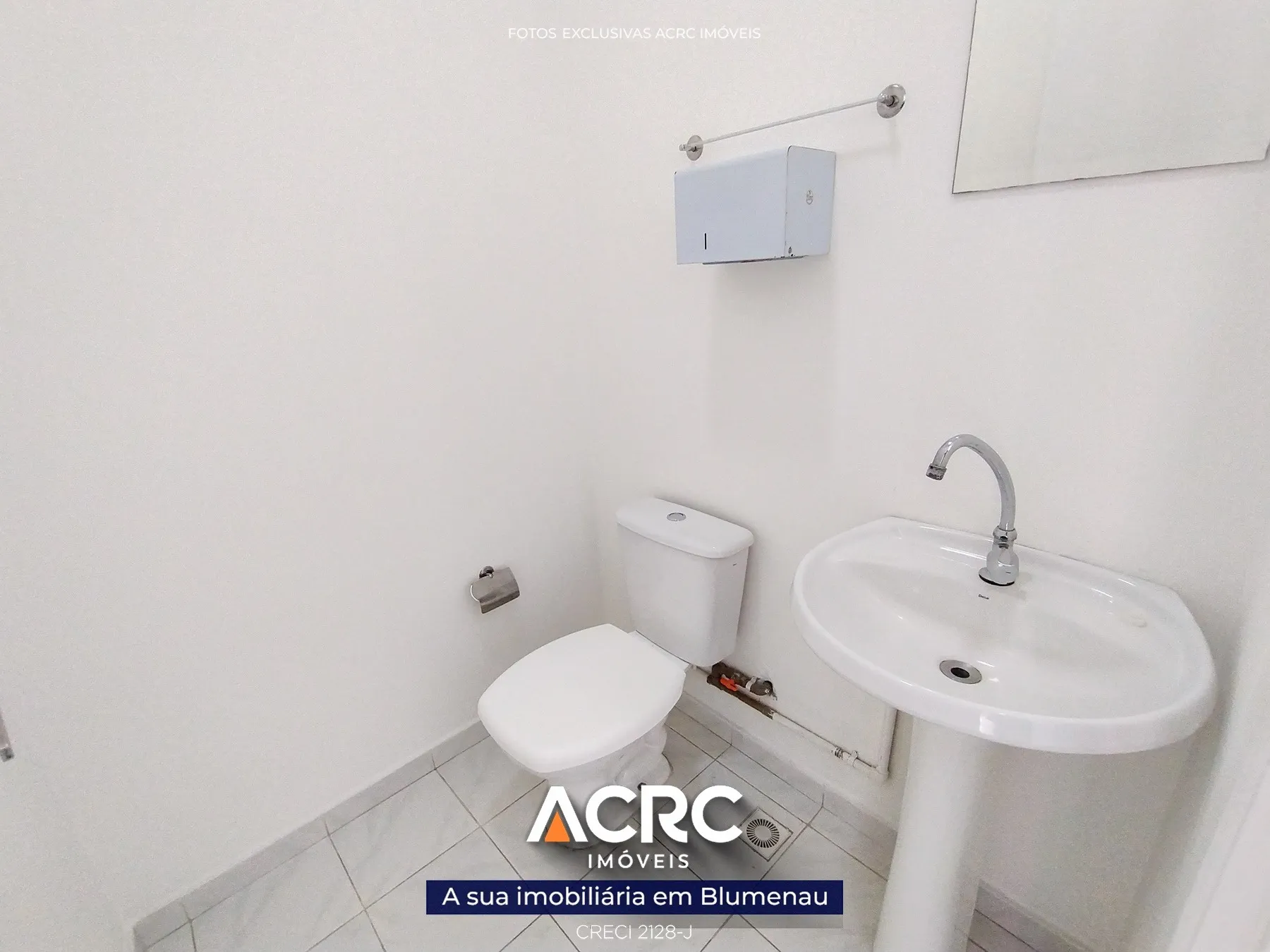 ACRC Imóveis - LJ00525 - Loja Comercial para Locação no Bairro Victor Konder em Blumenau — foto 7