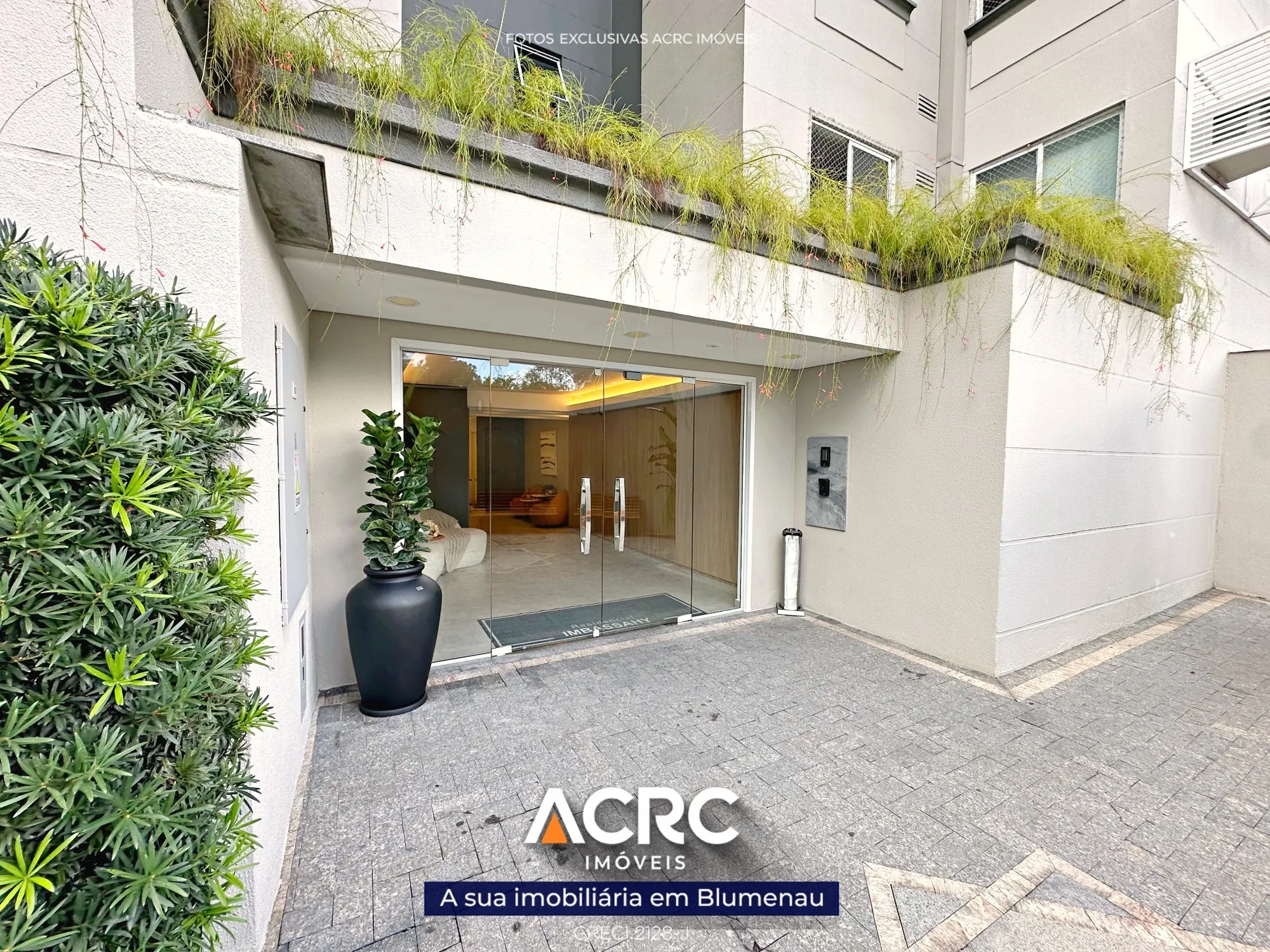 ACRC Imóveis - AP10044 - Apartamento com piscina em andar alto para Locação no Bairro Vila Formosa em Blumenau — foto 3