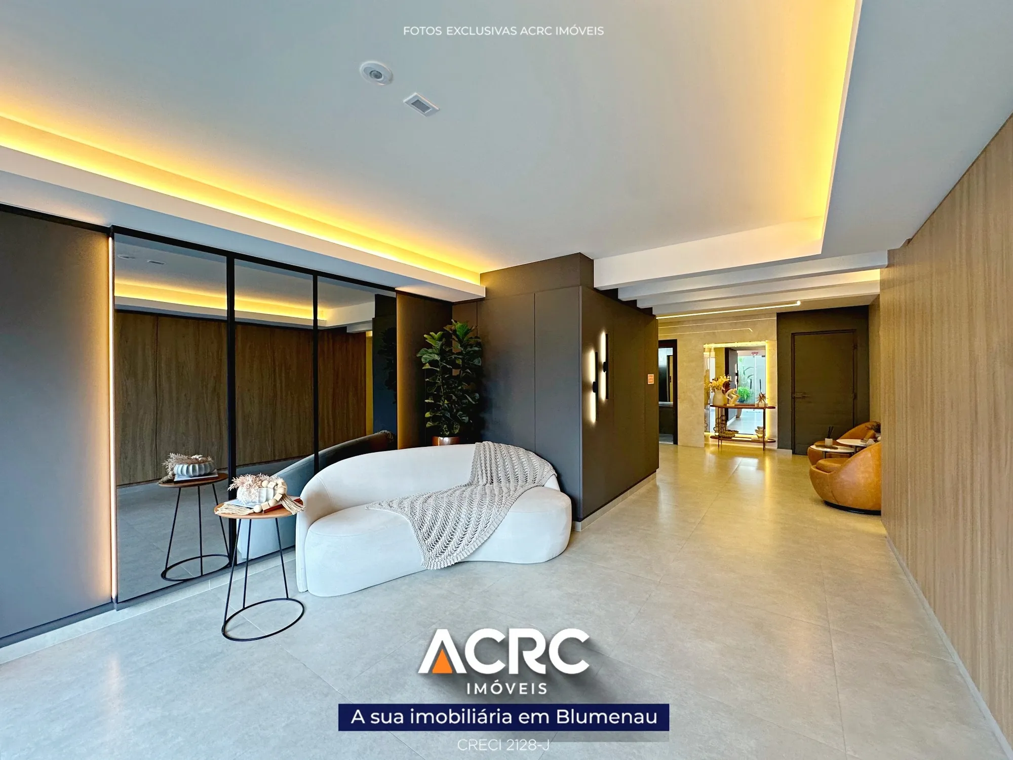 ACRC Imóveis - AP10044 - Apartamento com piscina em andar alto para Locação no Bairro Vila Formosa em Blumenau — foto 4