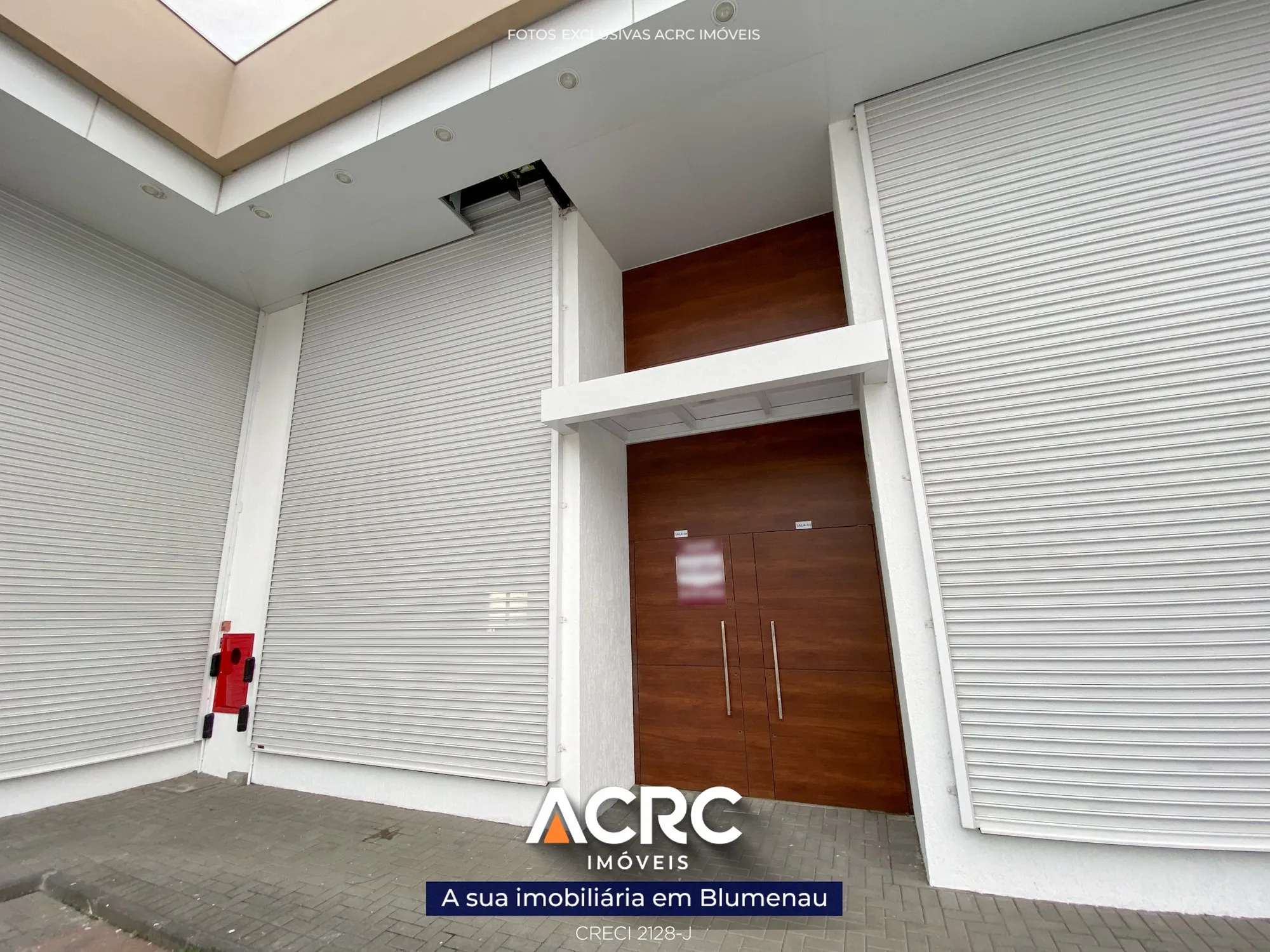 ACRC Imóveis - SA01363 - Imóvel comercial com rentabilidade de aluguel contendo 10 lojas no Bairro Itoupava Norte — foto 2