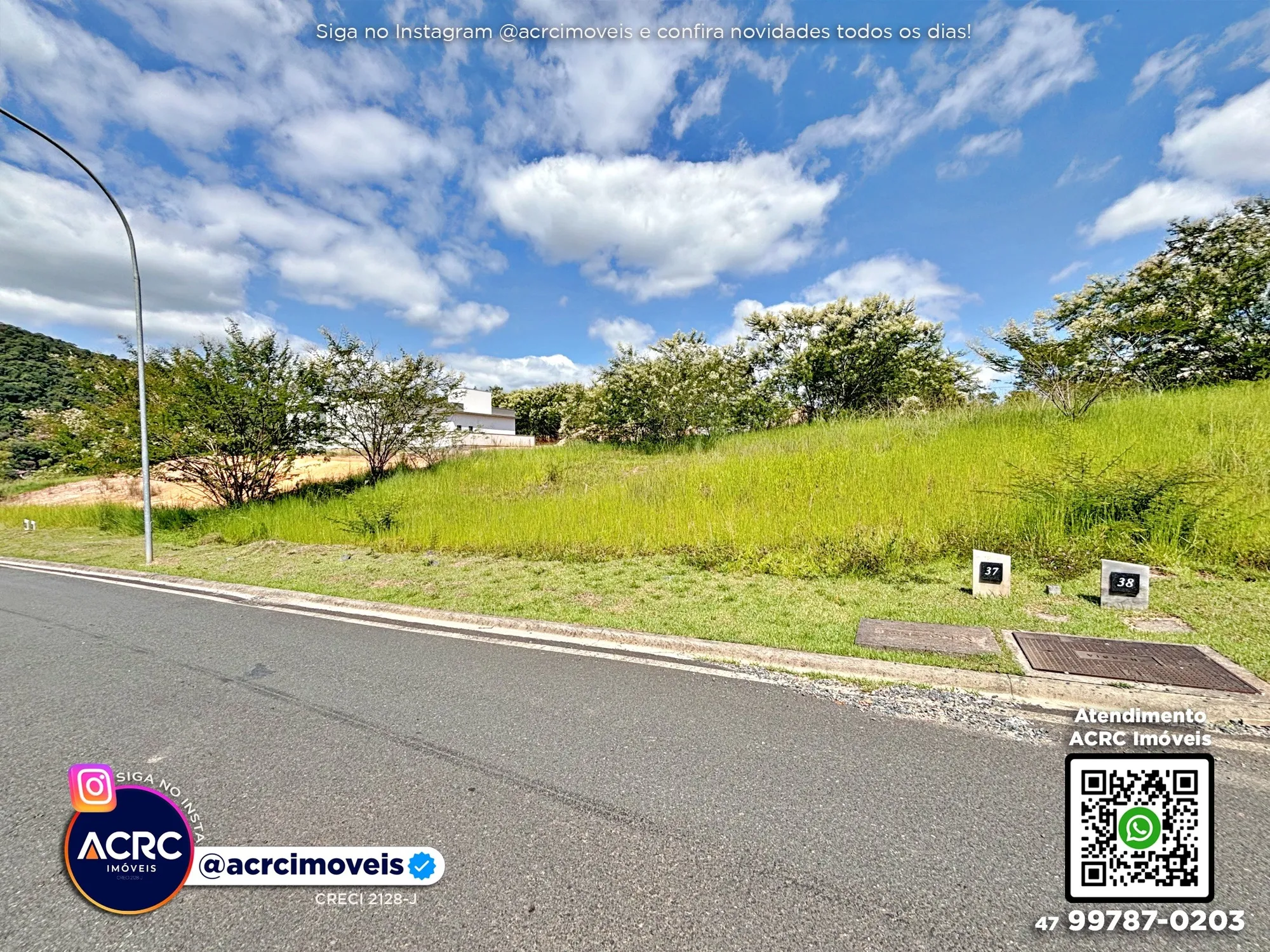 ACRC Imóveis - TE01335 - Terreno em condomínio fechado a Venda no Bairro Ponta Aguda em Blumenau - foto 1