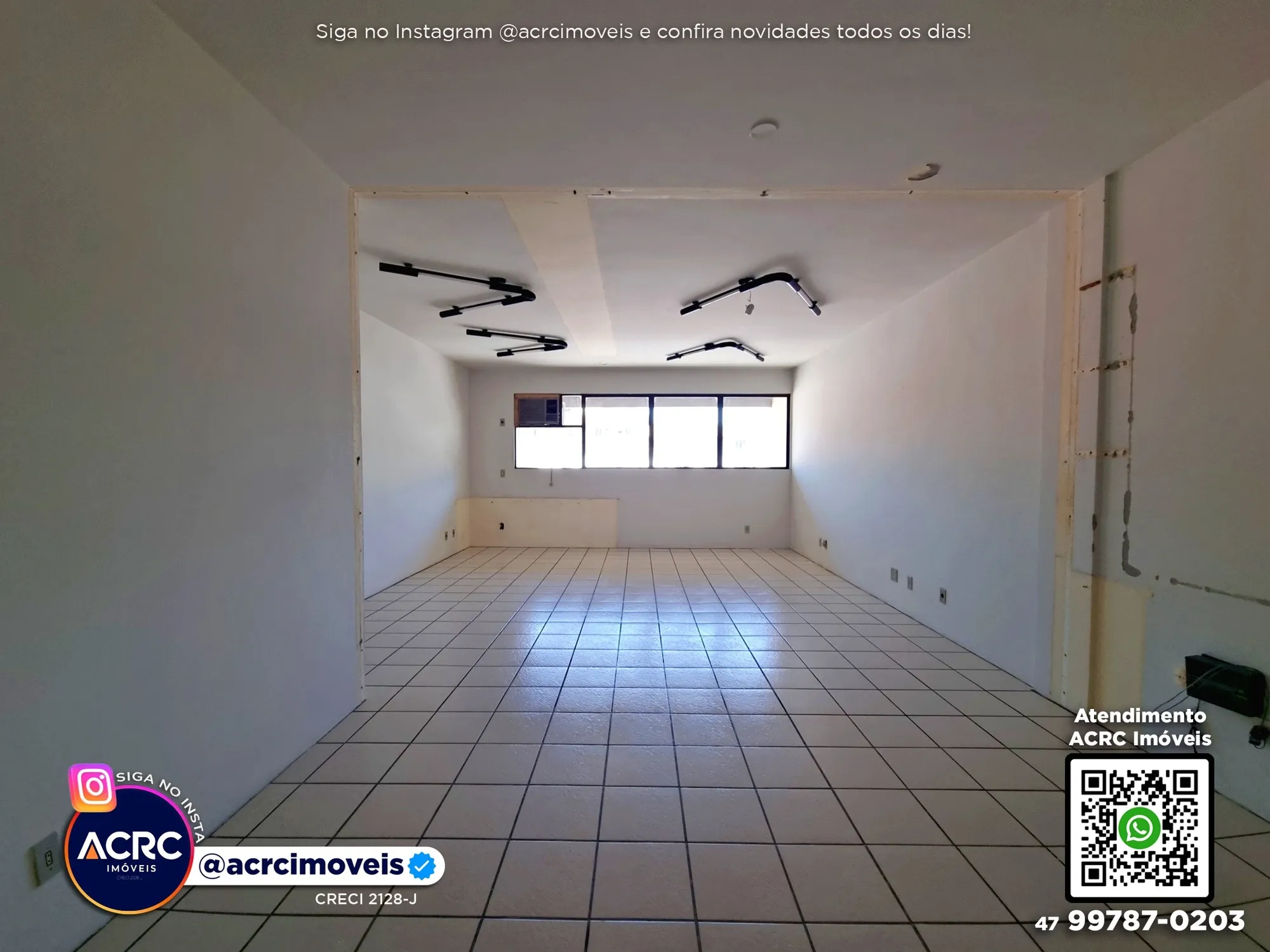 ACRC Imóveis - SA01353 - Sala comercial a Venda em centro clínico no Bairro Centro em Blumenau — foto 5