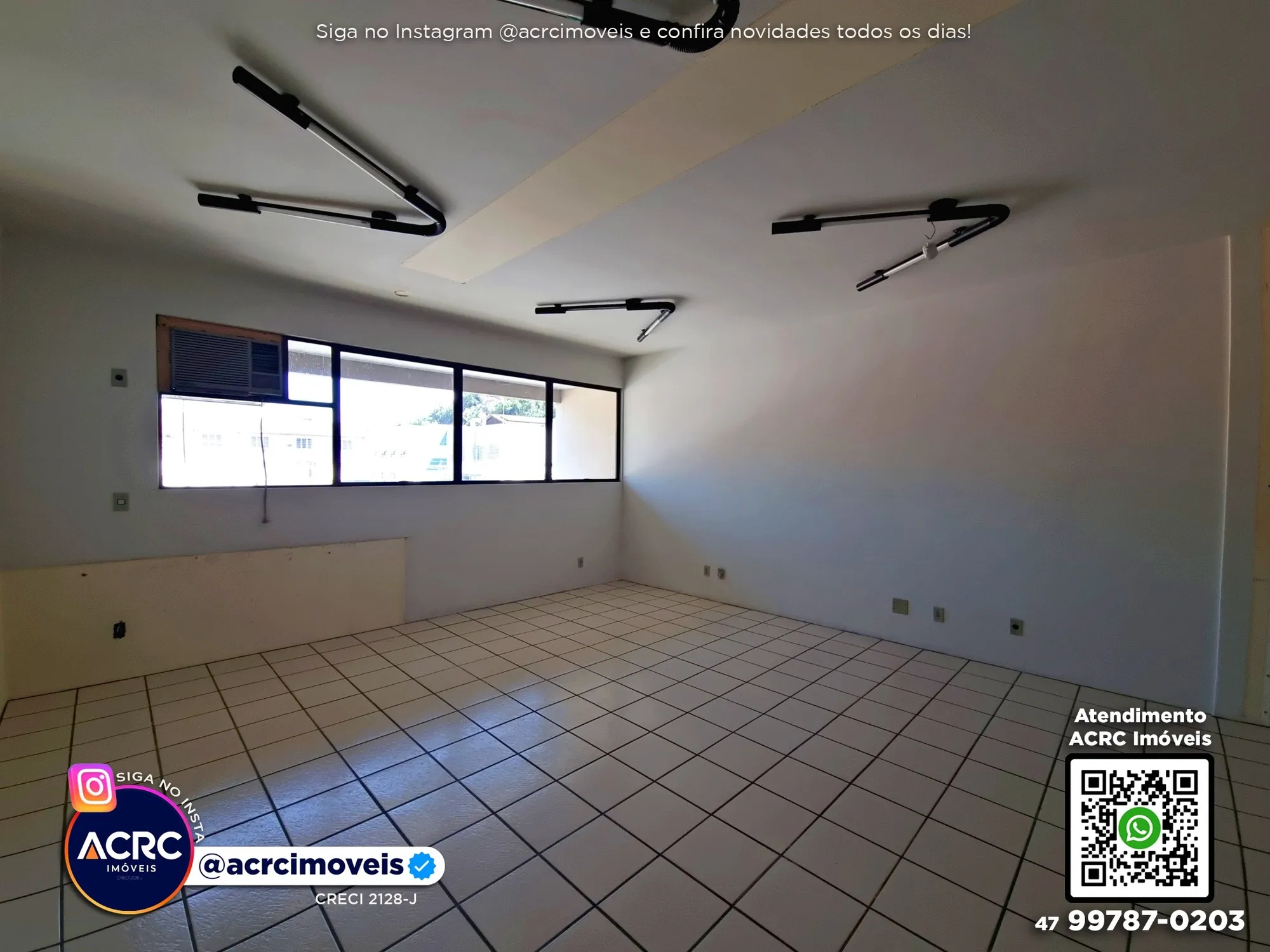 ACRC Imóveis - SA01353 - Sala comercial a Venda em centro clínico no Bairro Centro em Blumenau — foto 6