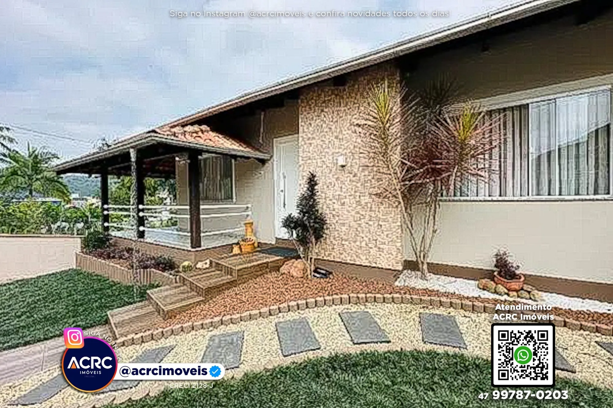 Casa · à venda · 3 quartos · 297m² · Velha, Blumenau