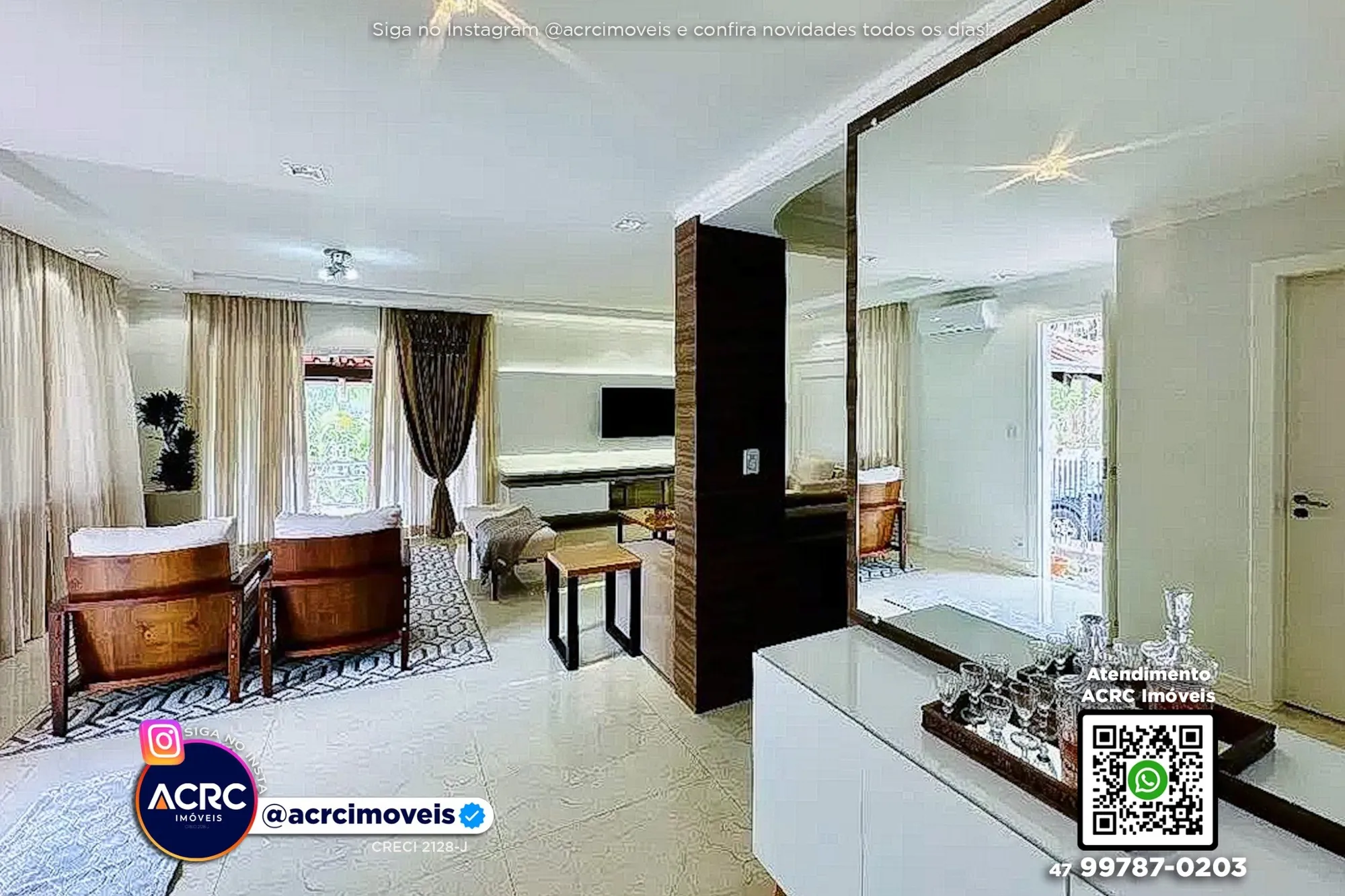 Casa · à venda · 3 quartos · 297m² · Velha, Blumenau
