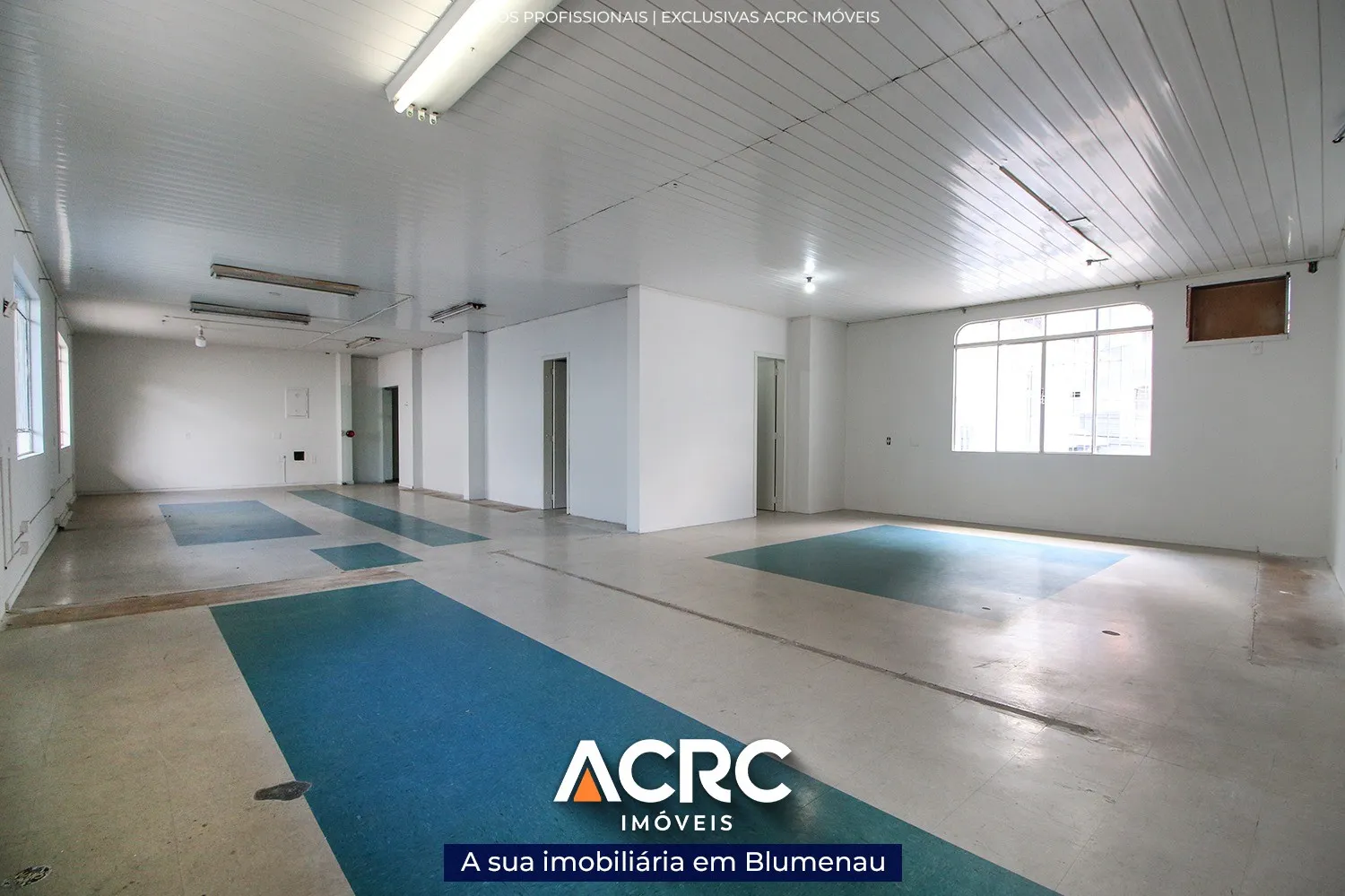 ACRC Imóveis - CA03619 - Casa comercial para Locação em ótima localização no Centro de Blumenau — foto 3