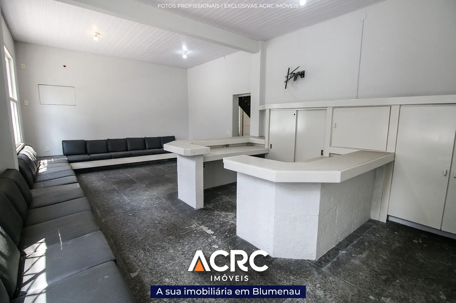 ACRC Imóveis - CA03619 - Casa comercial para Locação em ótima localização no Centro de Blumenau — foto 4