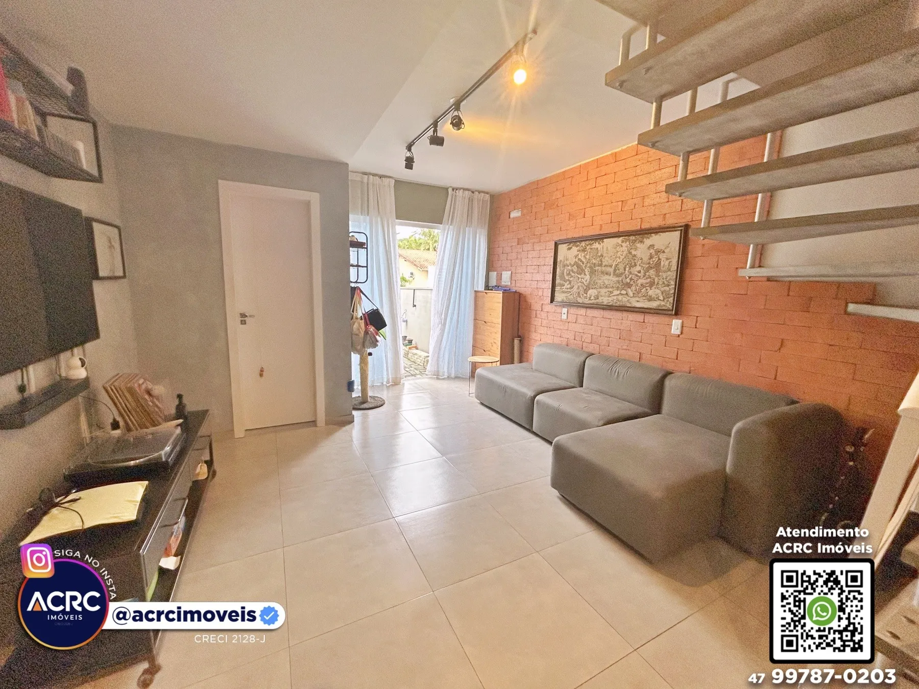 ACRC Imóveis - CA03611 - Sobrado a Venda no Bairro Fidélis em Blumenau - foto 1