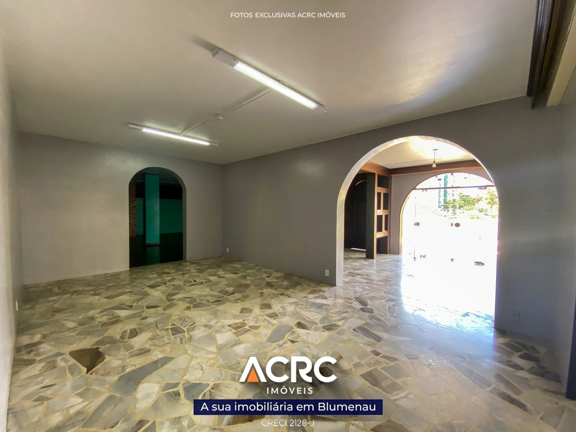 ACRC Imóveis - CA03608 - Casa Comercial a Venda Bairro Jardim Blumenau — foto 2