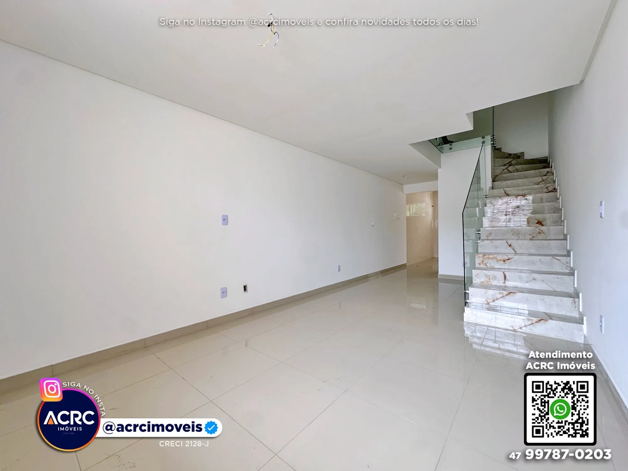 ACRC Imóveis - CA03602 - Sobrado a Venda no Bairro Fidélis em Blumenau — foto 3