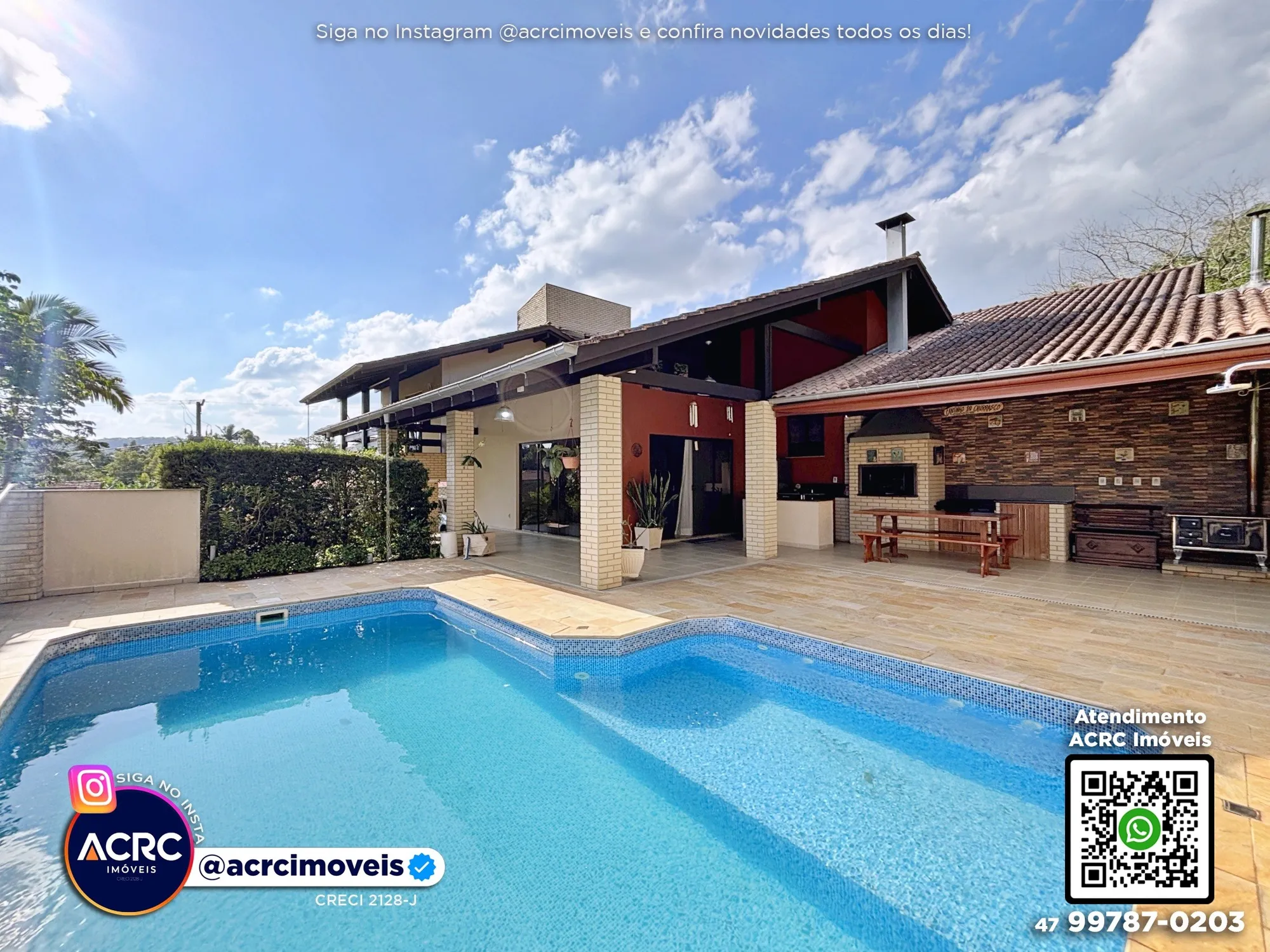 ACRC Imóveis - CA03588 - Casa a Venda no Bairro Salto do Norte em Blumenau - foto 1