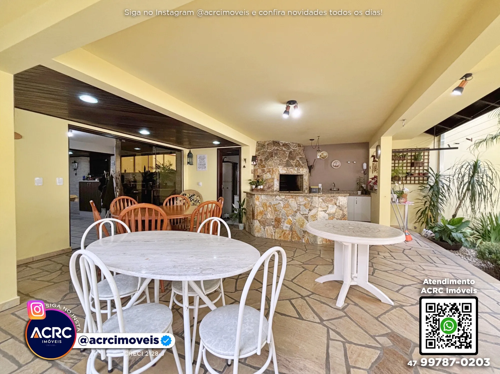 Casa · à venda · 3 quartos · 392m² · Velha, Blumenau