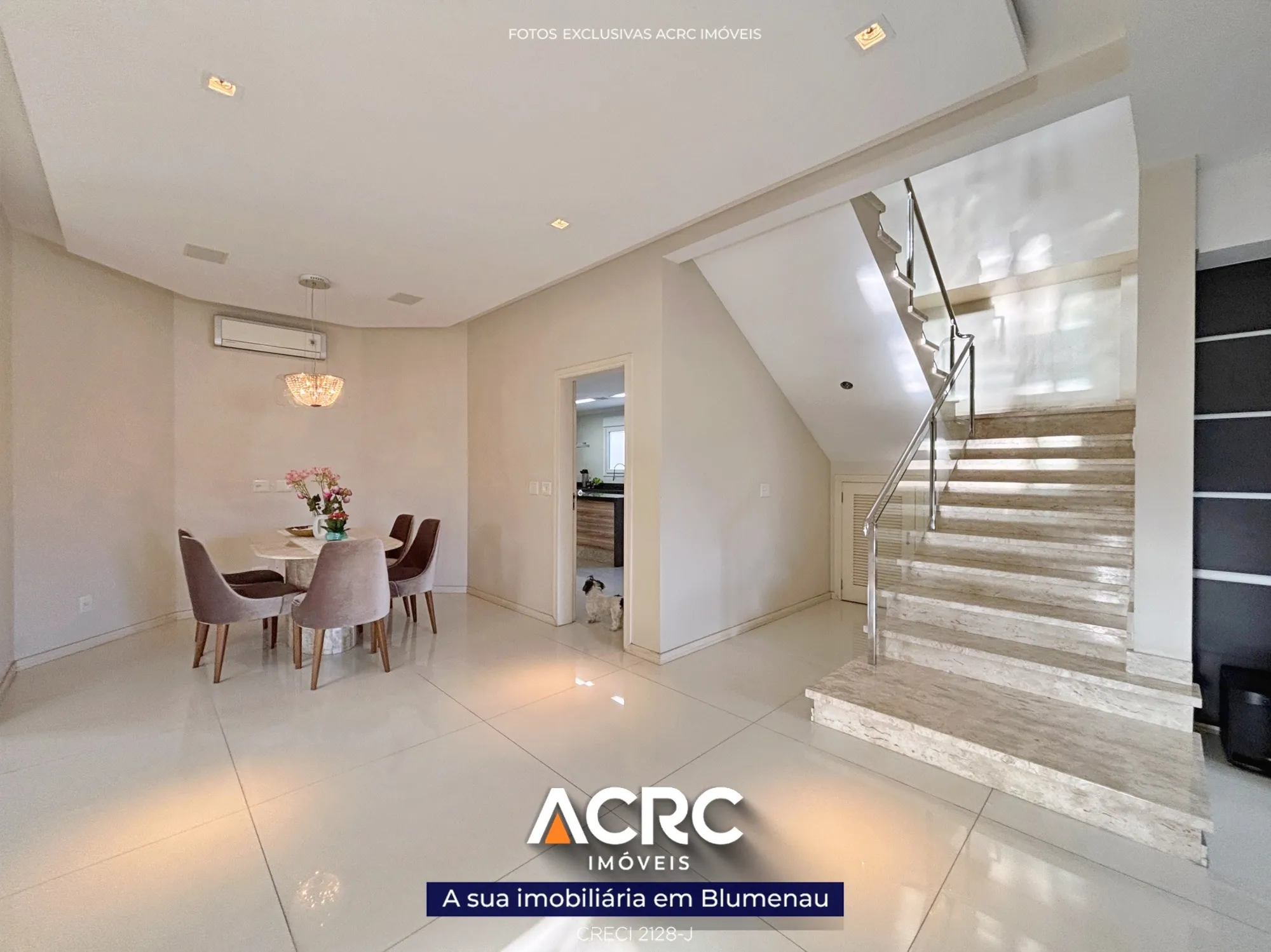 ACRC Imóveis - CA03547 - Casa de alto padrão a Venda no Bairro Itoupava Norte em Blumenau — foto 6