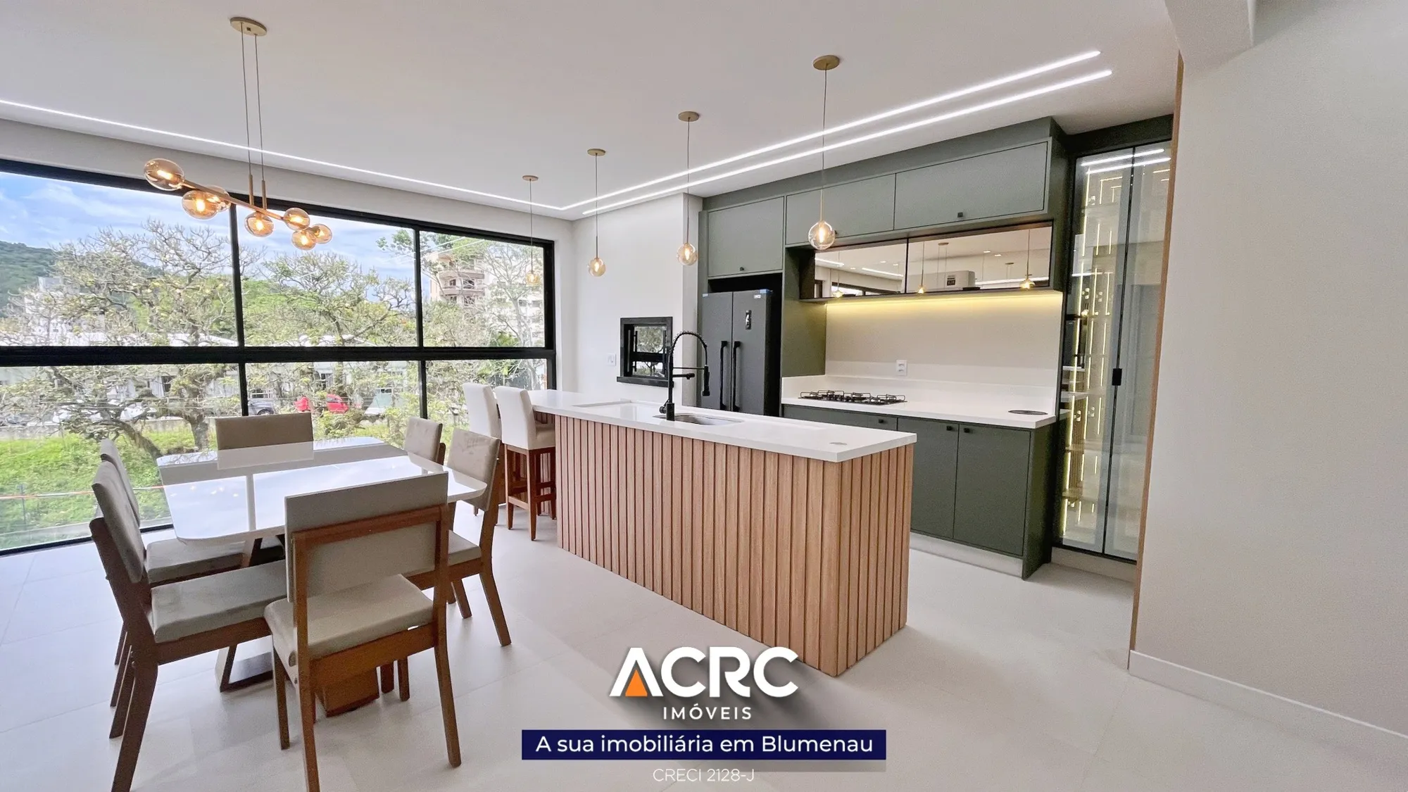 ACRC Imóveis - AP09614 - Apartamento alto padrão para Locação no Bairro Vorstadt em Blumenau — foto 2