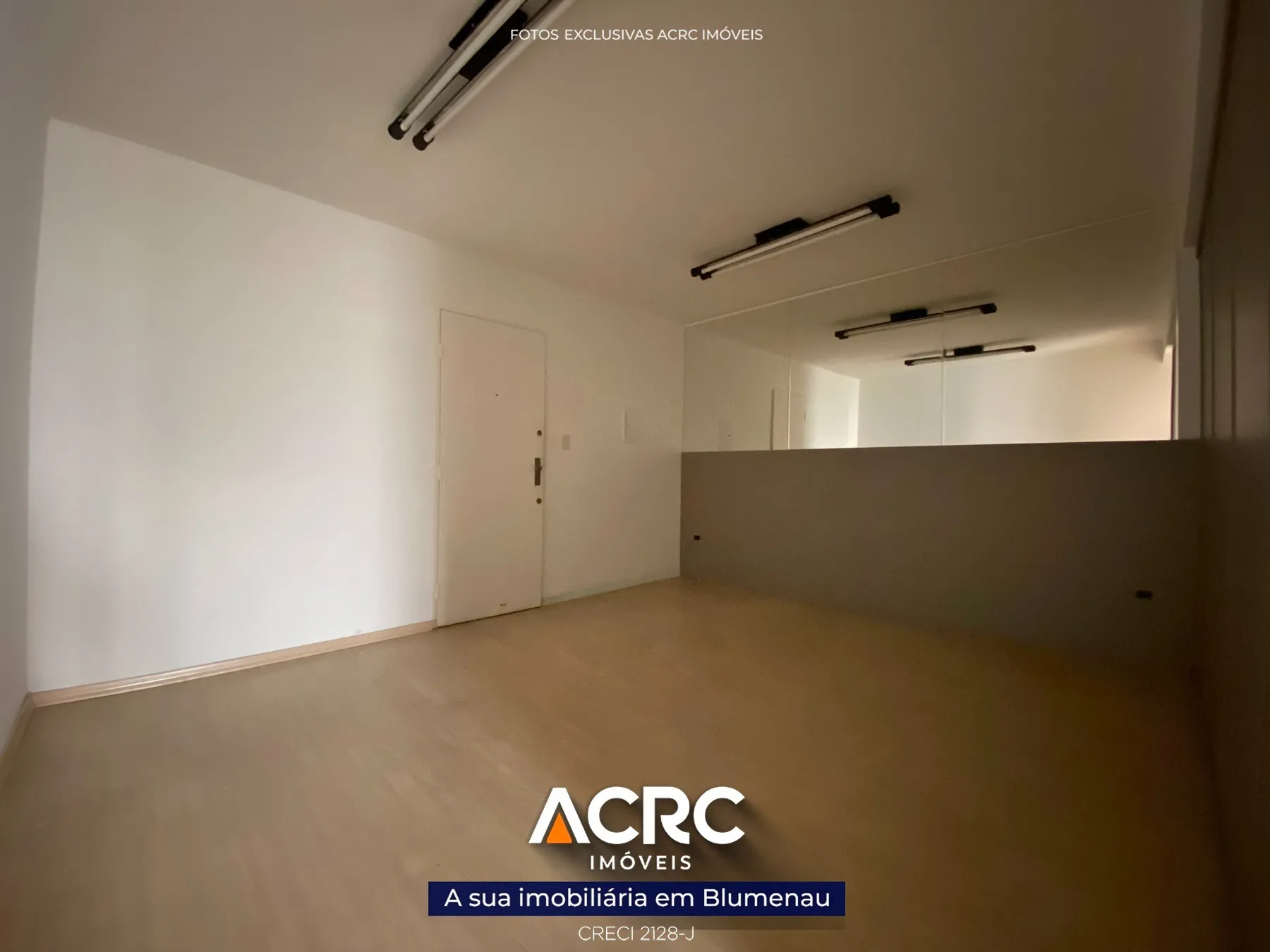 ACRC Imóveis - SA01309 - Sala comercial para Venda no Centro de Blumenau — foto 4