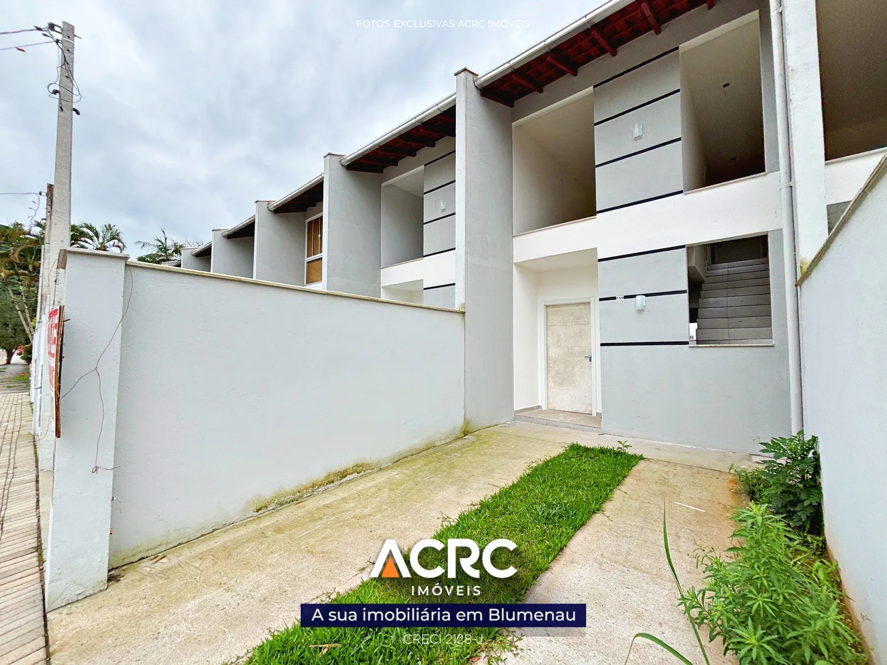ACRC Imóveis - CA03533 - Sobrado para Locação no Bairro Boa Vista em Blumenau - foto 1