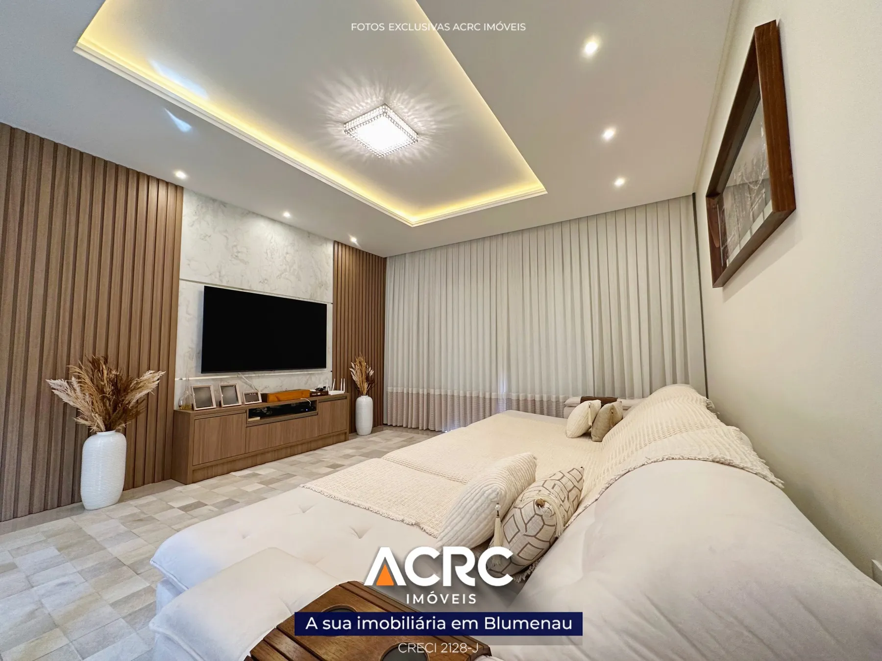 ACRC Imóveis - CA03526 - Casa a Venda no Bairro Velha em Blumenau - foto 1