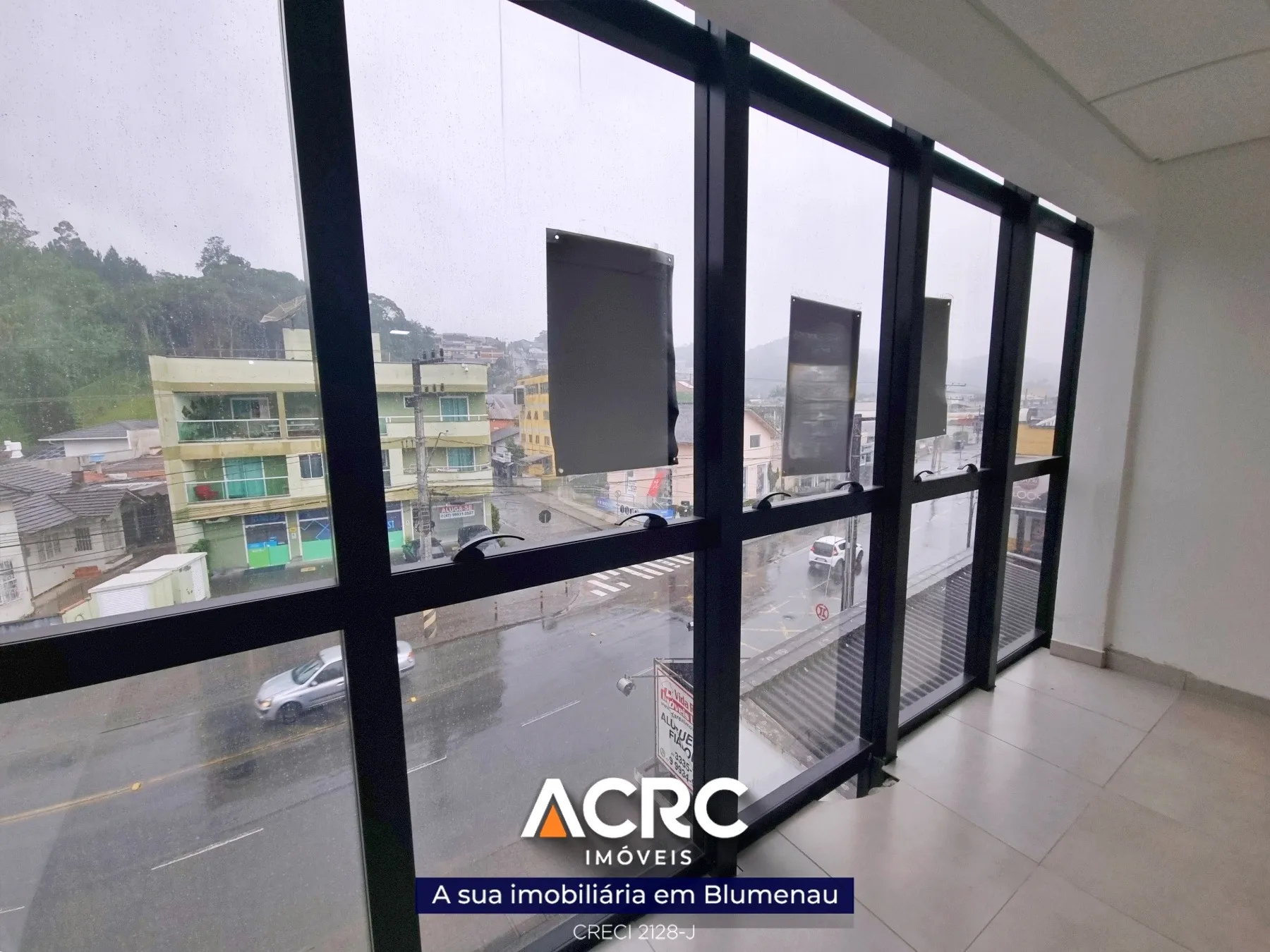ACRC Imóveis - SA01307 - Sala comercial para Locação no Bairro Garcia em Blumenau — foto 4