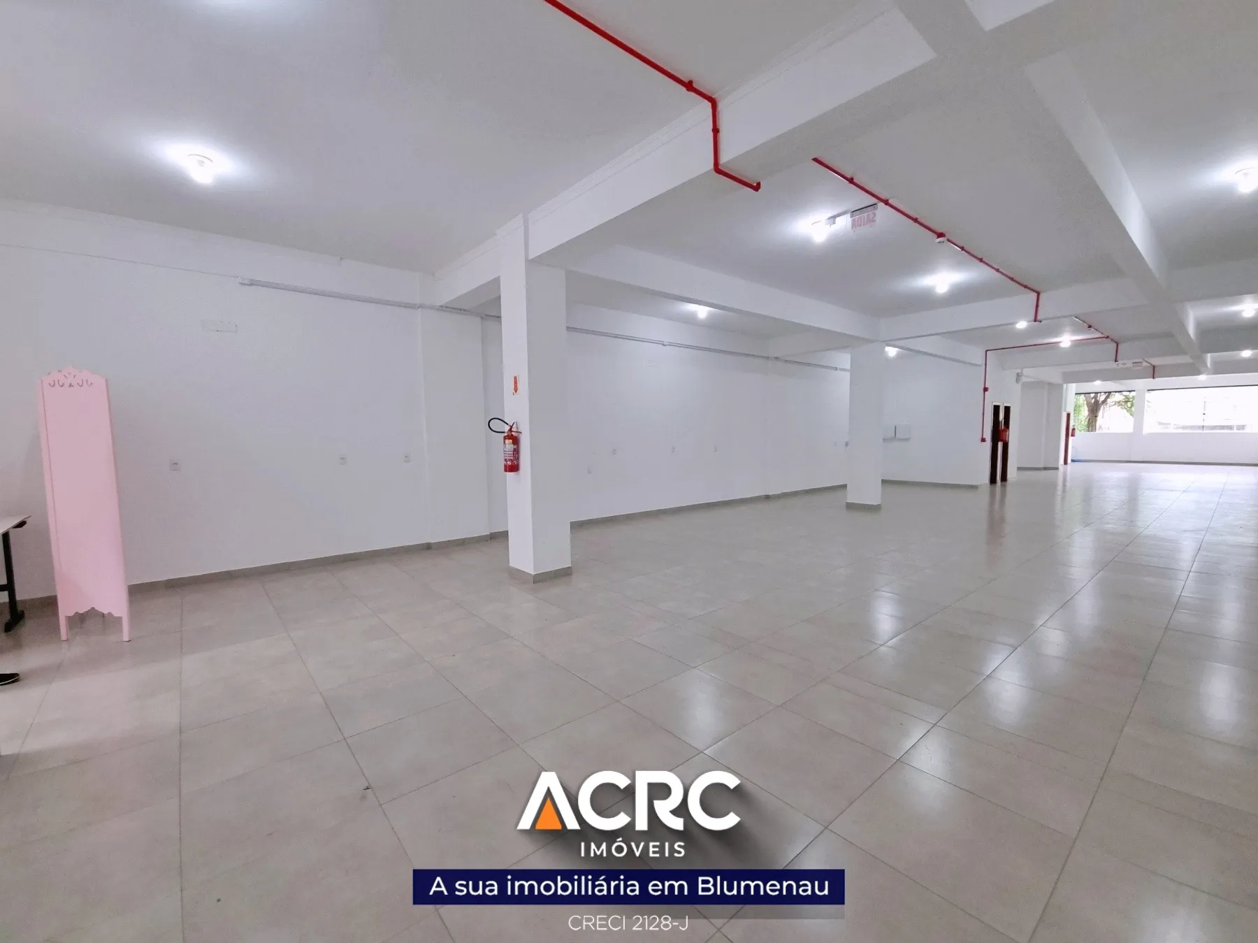 ACRC Imóveis - SA01306 - Sala comercial para Locação no Bairro Garcia em Blumenau — foto 3