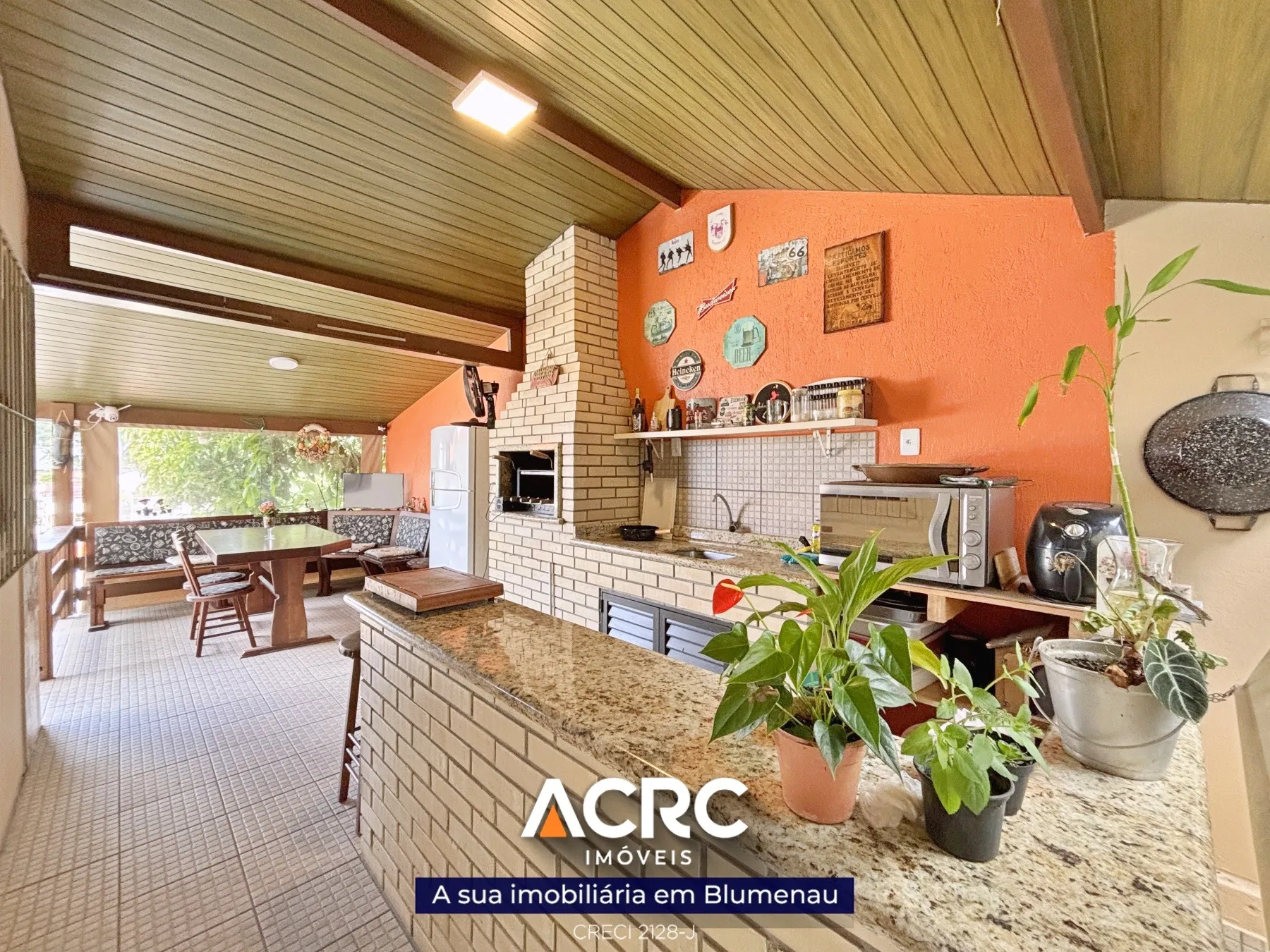 ACRC Imóveis - CA03522 - Casa de 03 andares a Venda no Bairro Água Verde em Blumenau. — foto 2