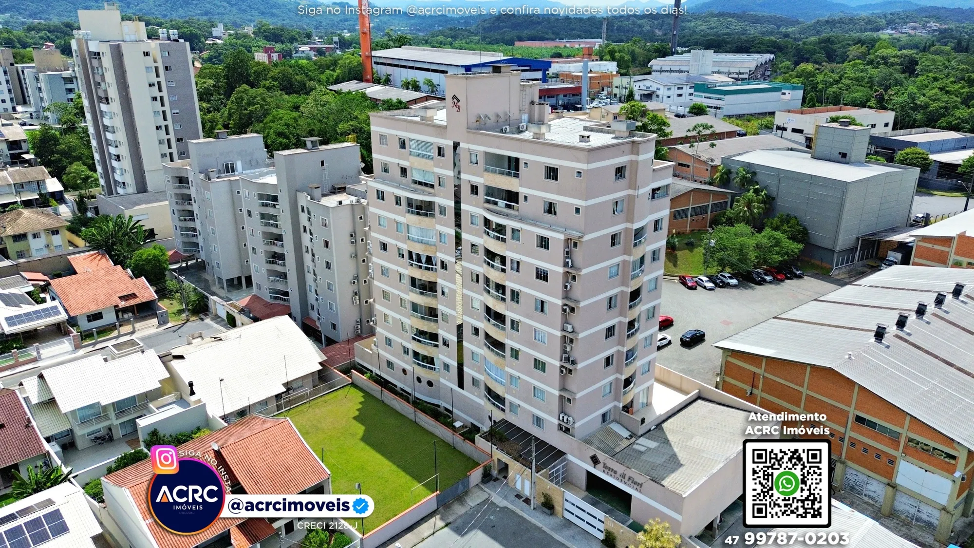 ACRC Imóveis - AP09566 - Apartamento a Venda no Bairro Água Verde em Blumenau - foto 1