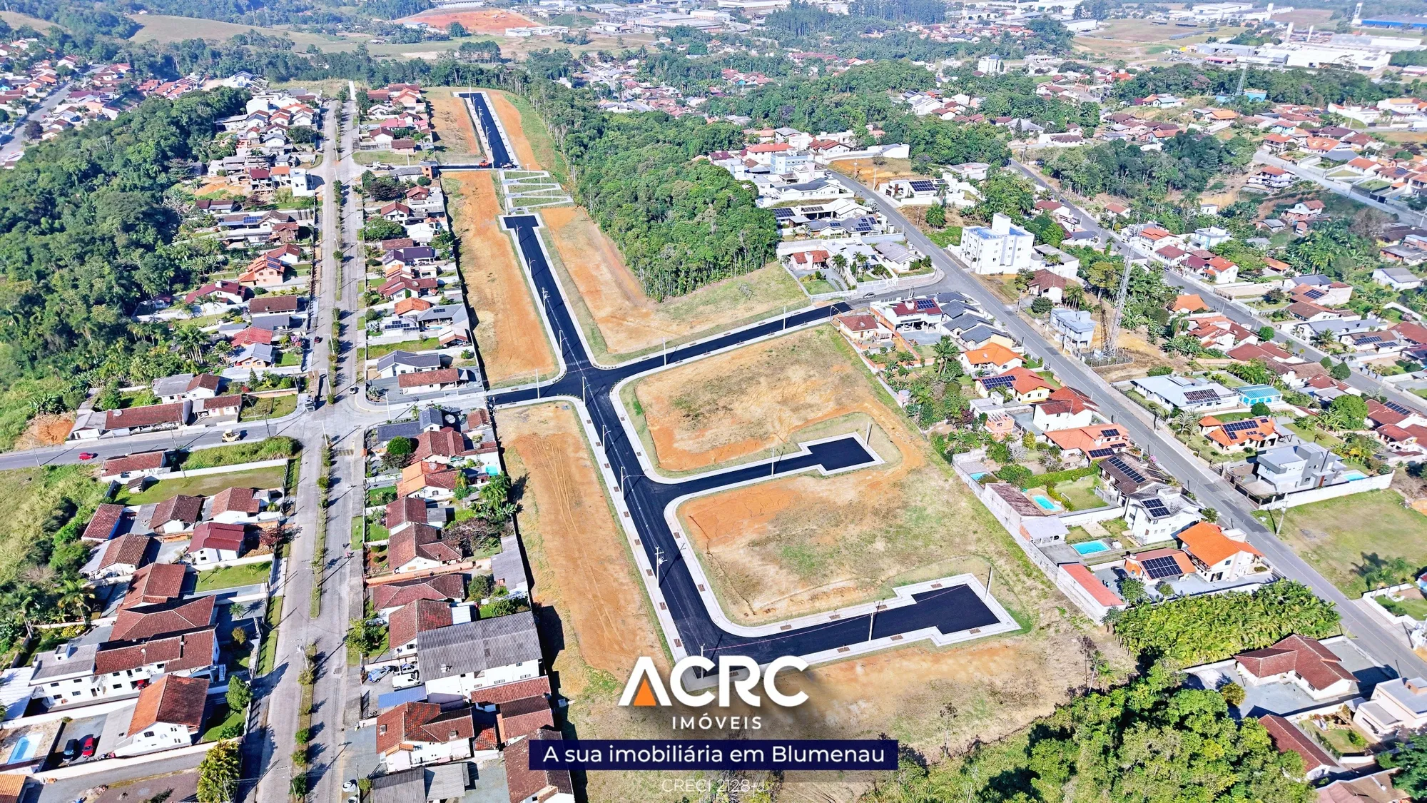 ACRC Imóveis - TE01269 - Terreno com um total de 300m a Venda no Bairro Vila Germer em Timbó - foto 1