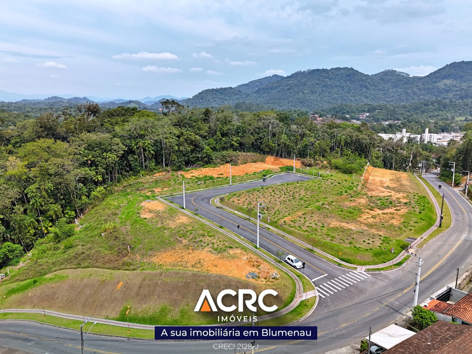 ACRC Imóveis - TE01267 - Terreno com um total de 295,58m a Venda no Bairro Itoupava Central — foto 3
