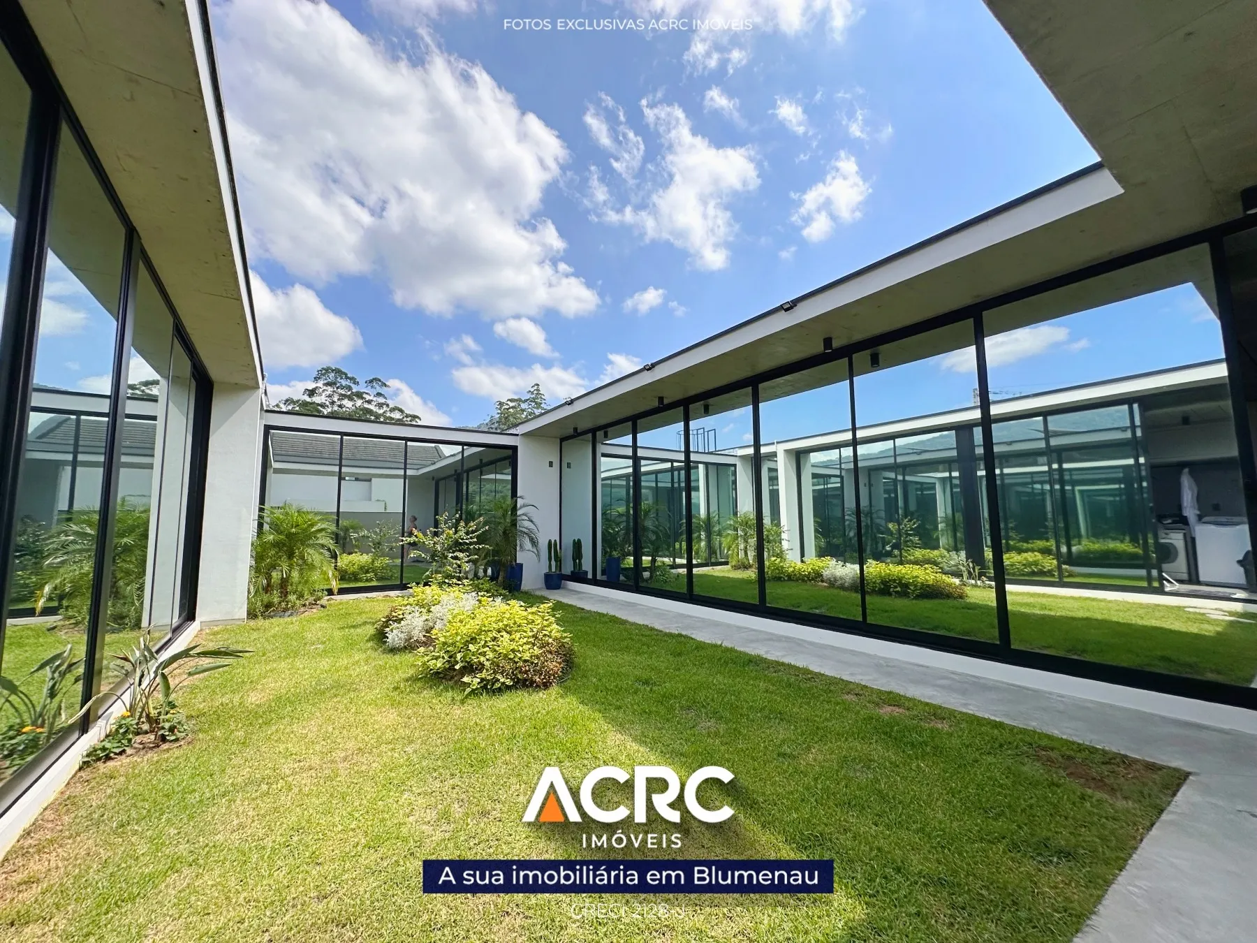 ACRC Imóveis - CA03499 - Casa de Alto padrão a Venda no Bairro Ribeirão Herdt em Pomerode — foto 3