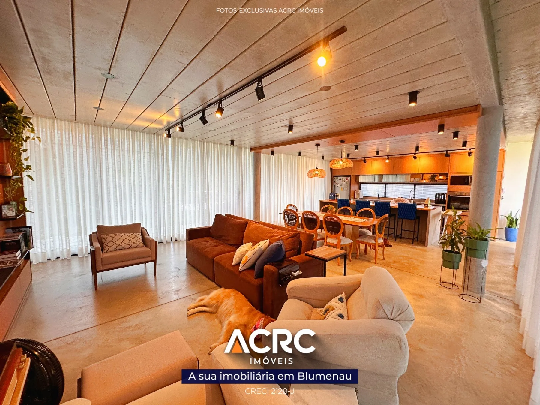 ACRC Imóveis - CA03499 - Casa de Alto padrão a Venda no Bairro Ribeirão Herdt em Pomerode — foto 4